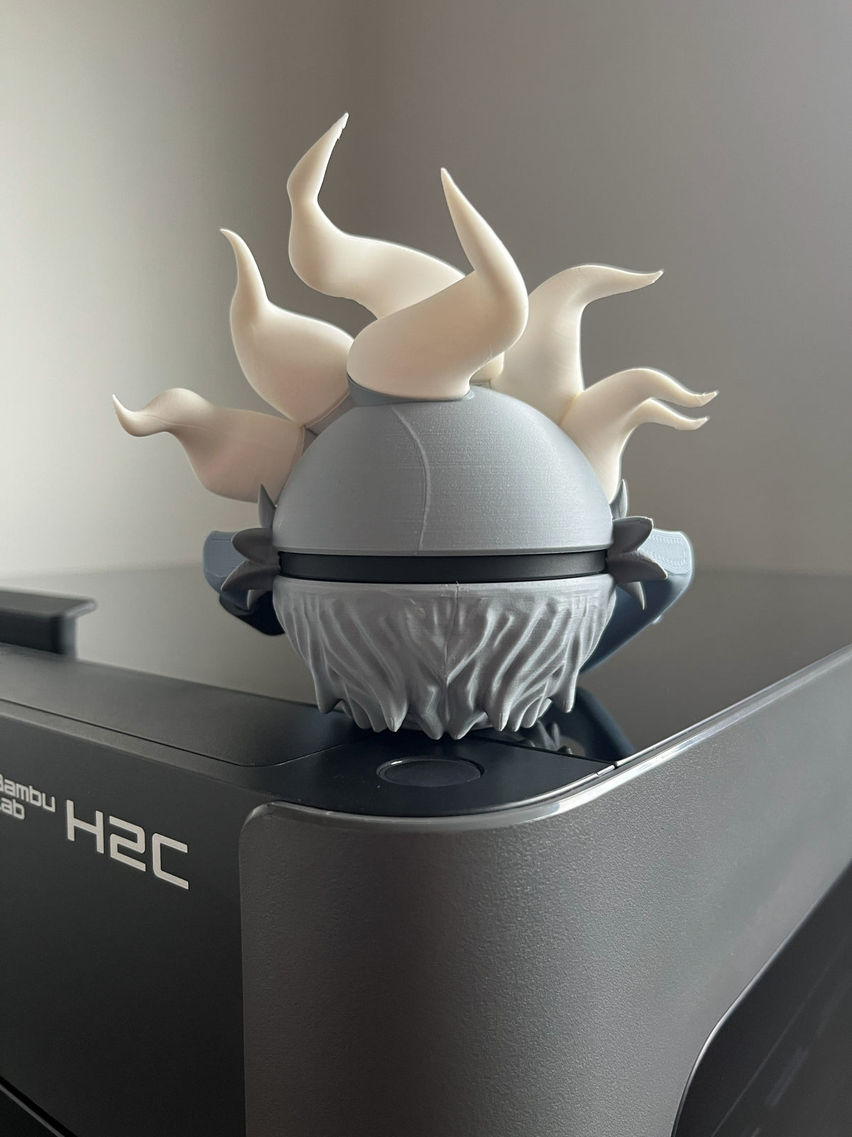 Annihilape Monster Ball, back view