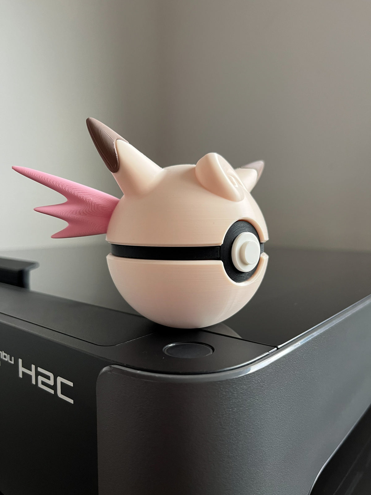 Clefable Monster Ball, side profile