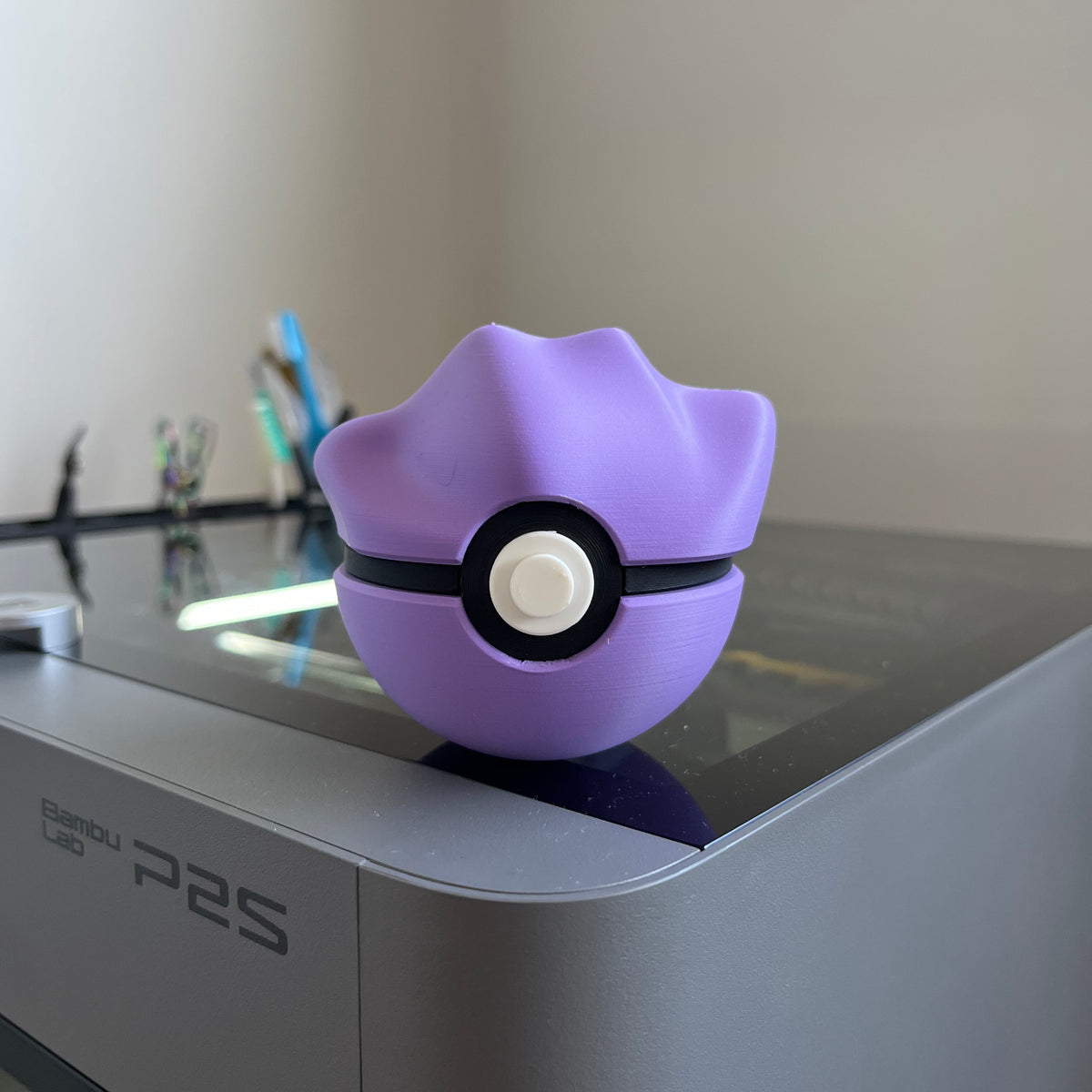 Ditto Monster Ball, front view