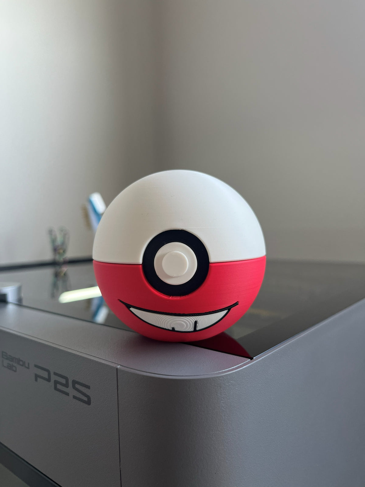 Electrode Monster Ball, front view