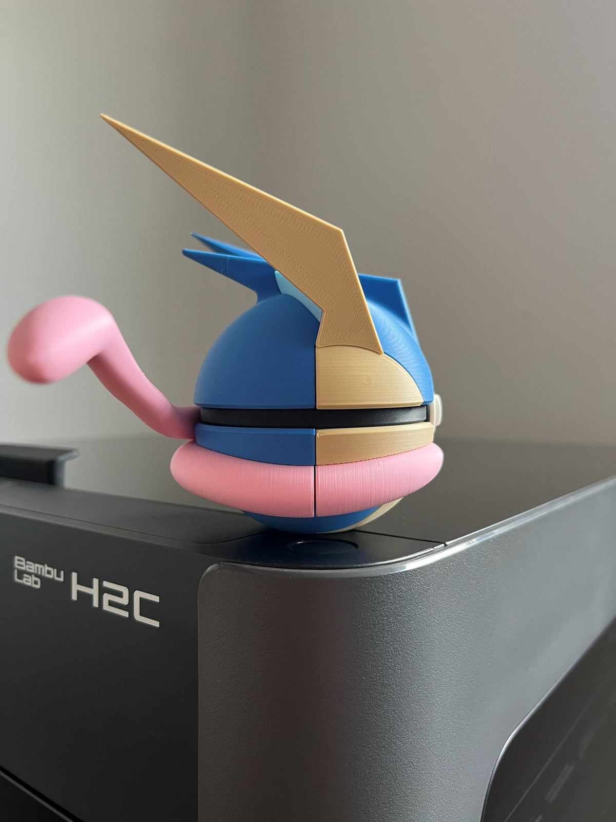 Greninja Monster Ball, right side