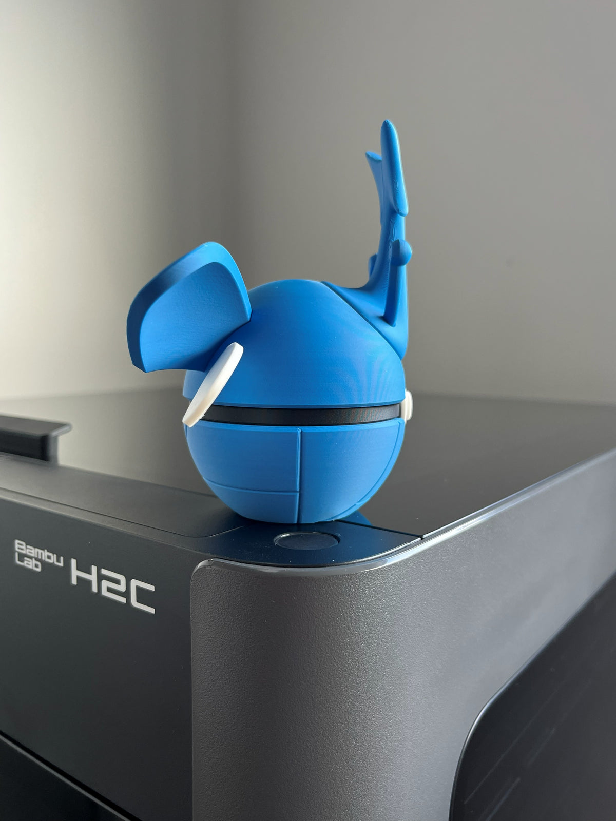Heracross Monster Ball, right side