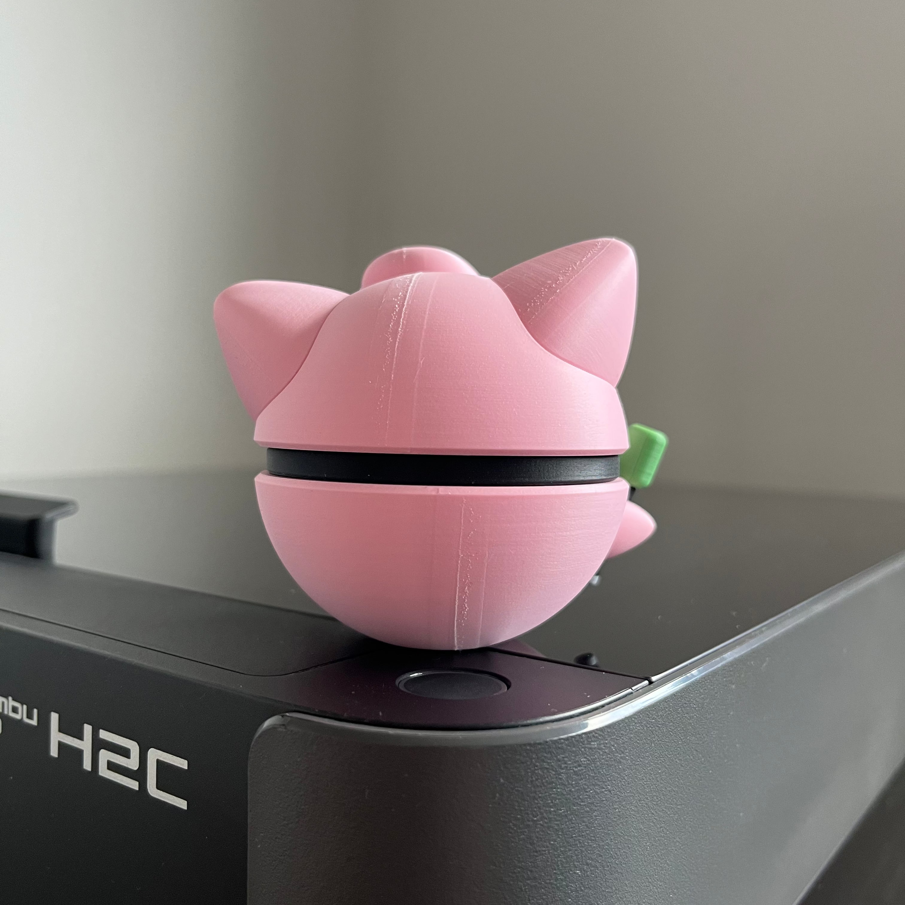 Jigglypuff Monster Ball, back view