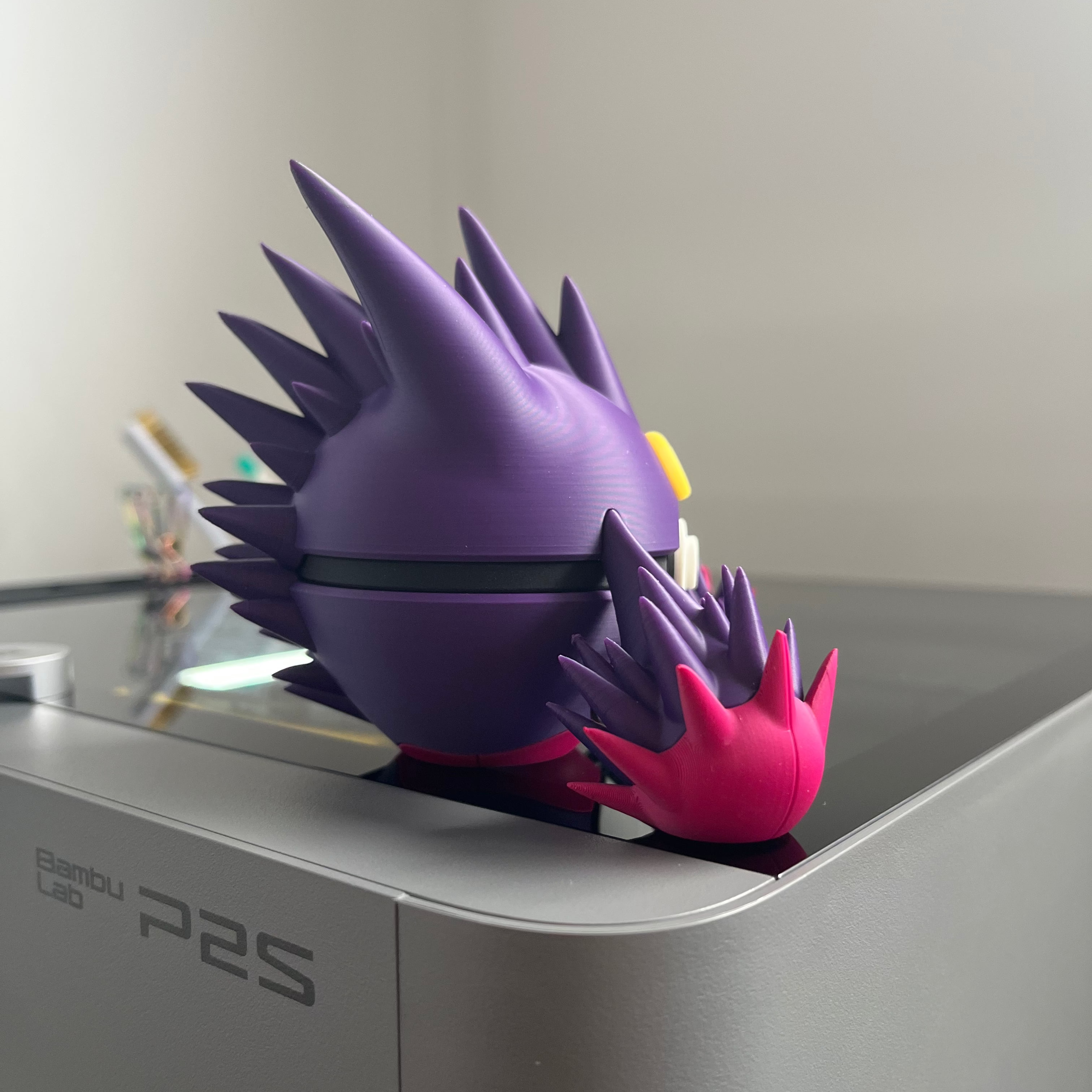 Mega Gengar Monster Ball, right side