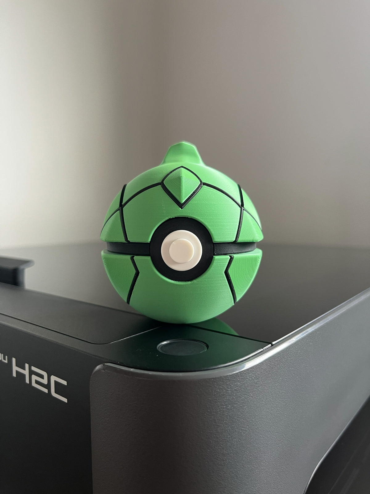Metapod Monster Ball, front view