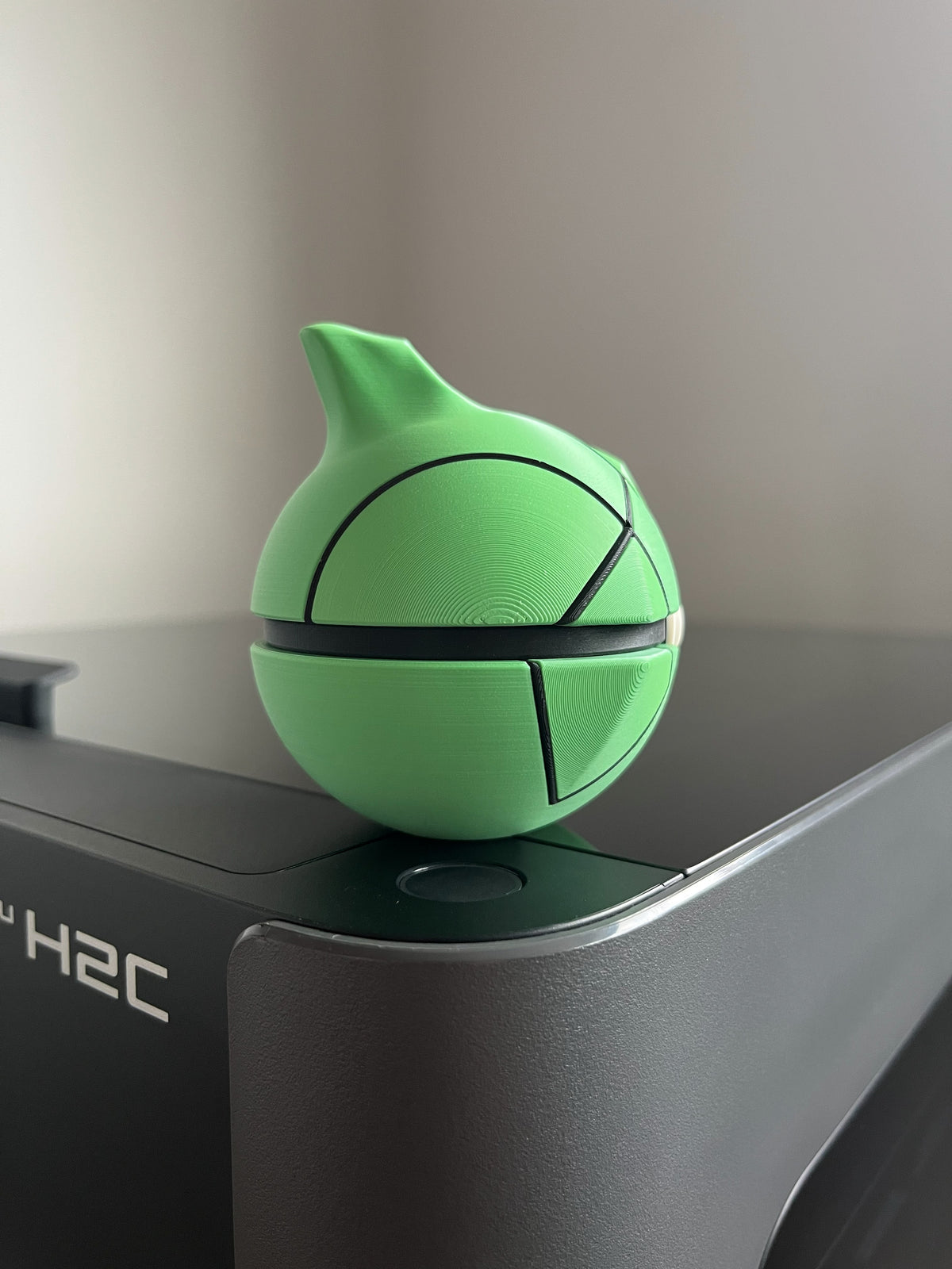 Metapod Monster Ball, right side