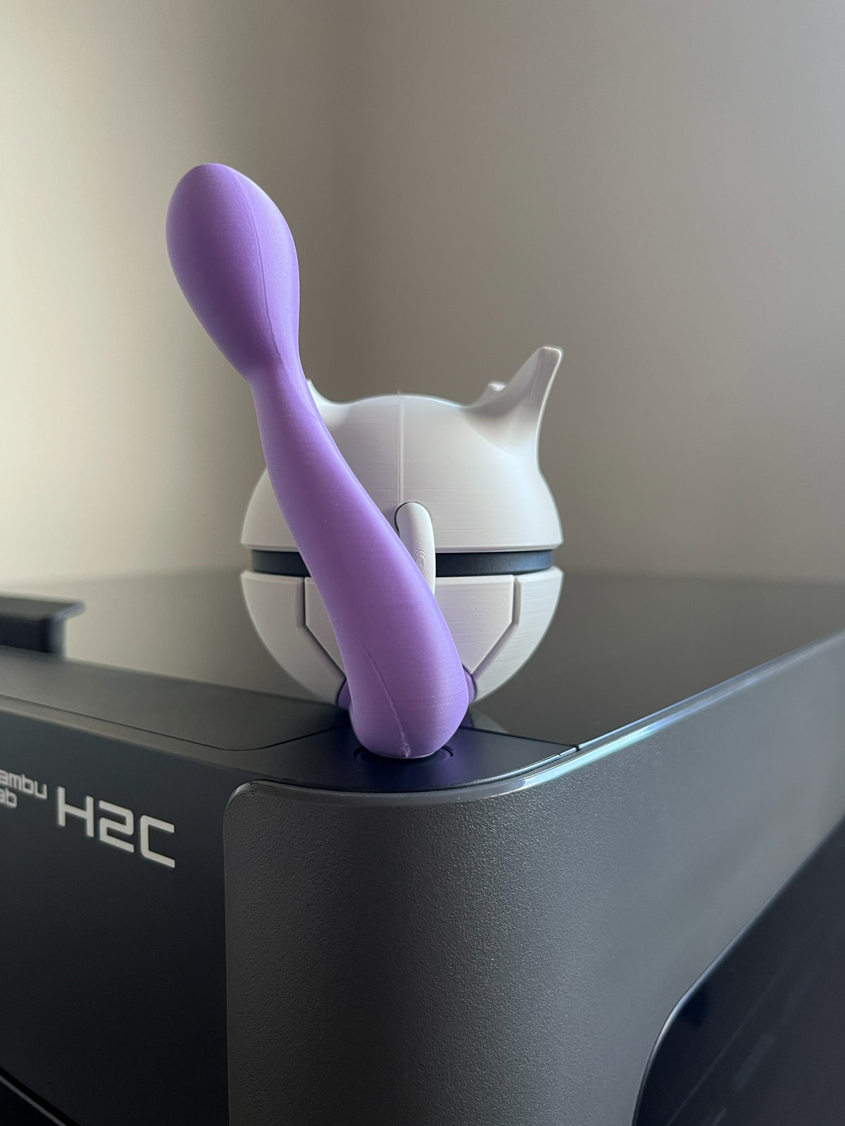 Mewtwo Monster Ball, back view