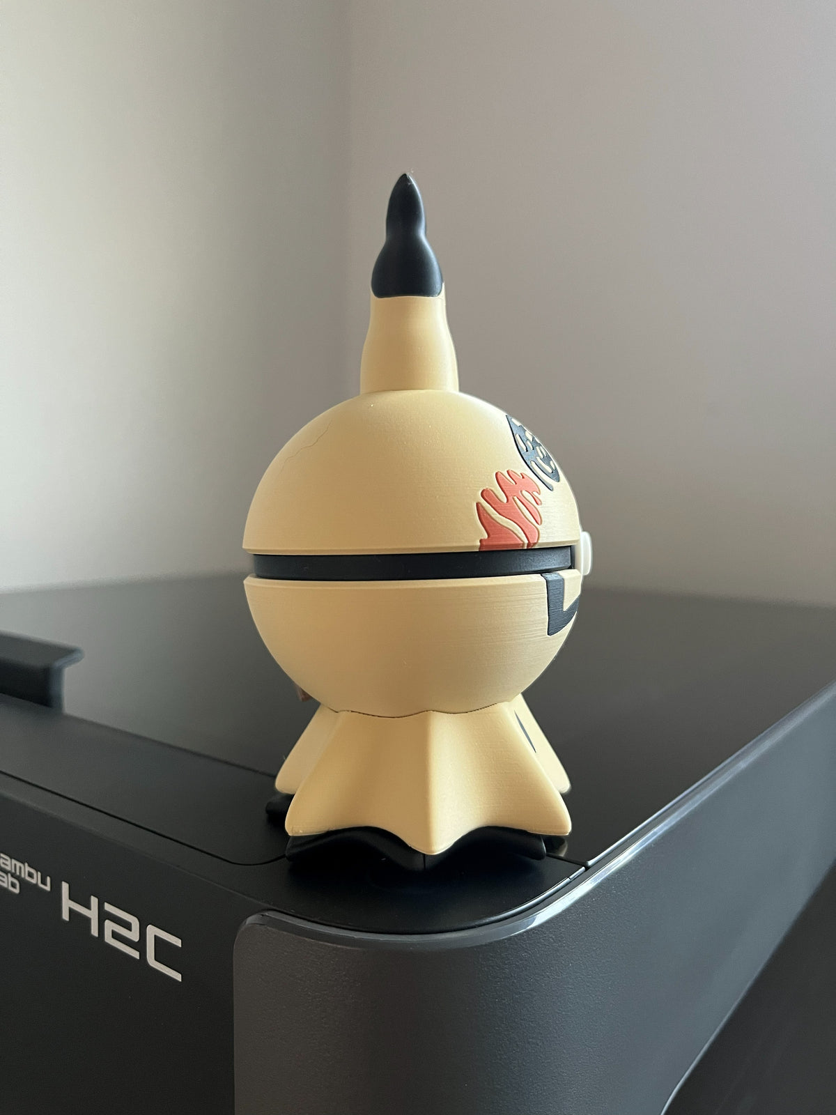 Mimikyu Monster Ball, right side