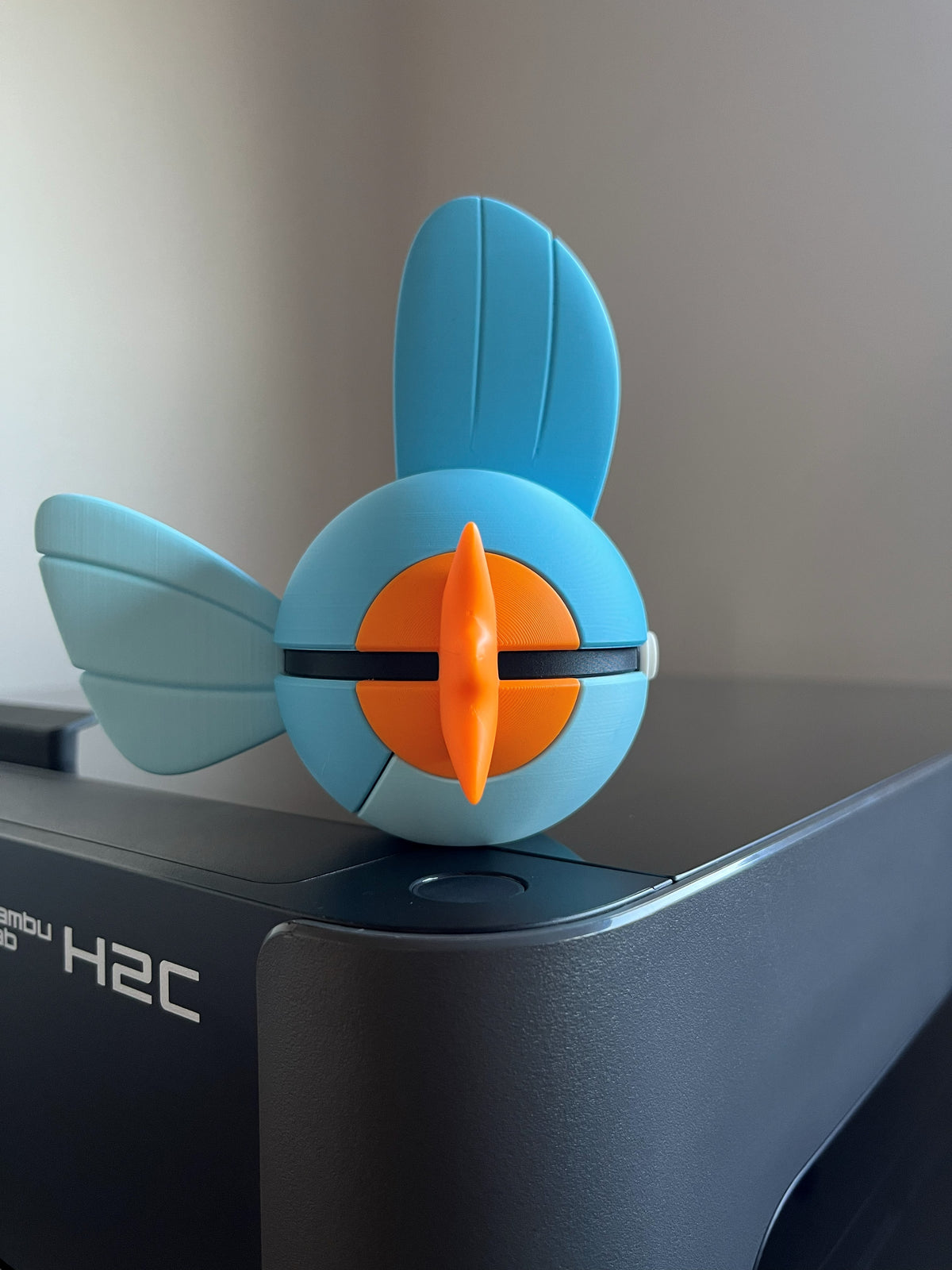Mudkip Monster Ball, right side