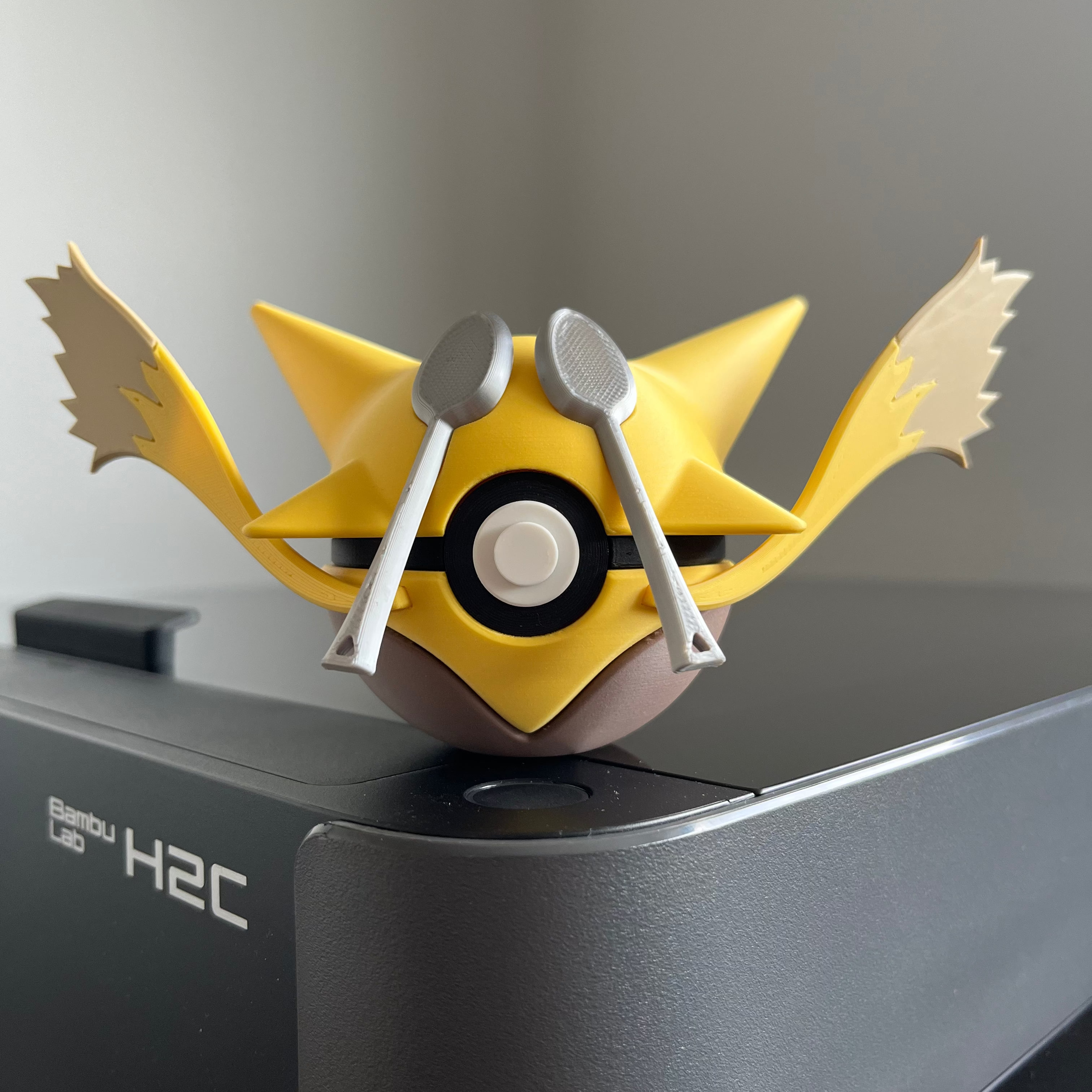 Alakazam Monster Ball