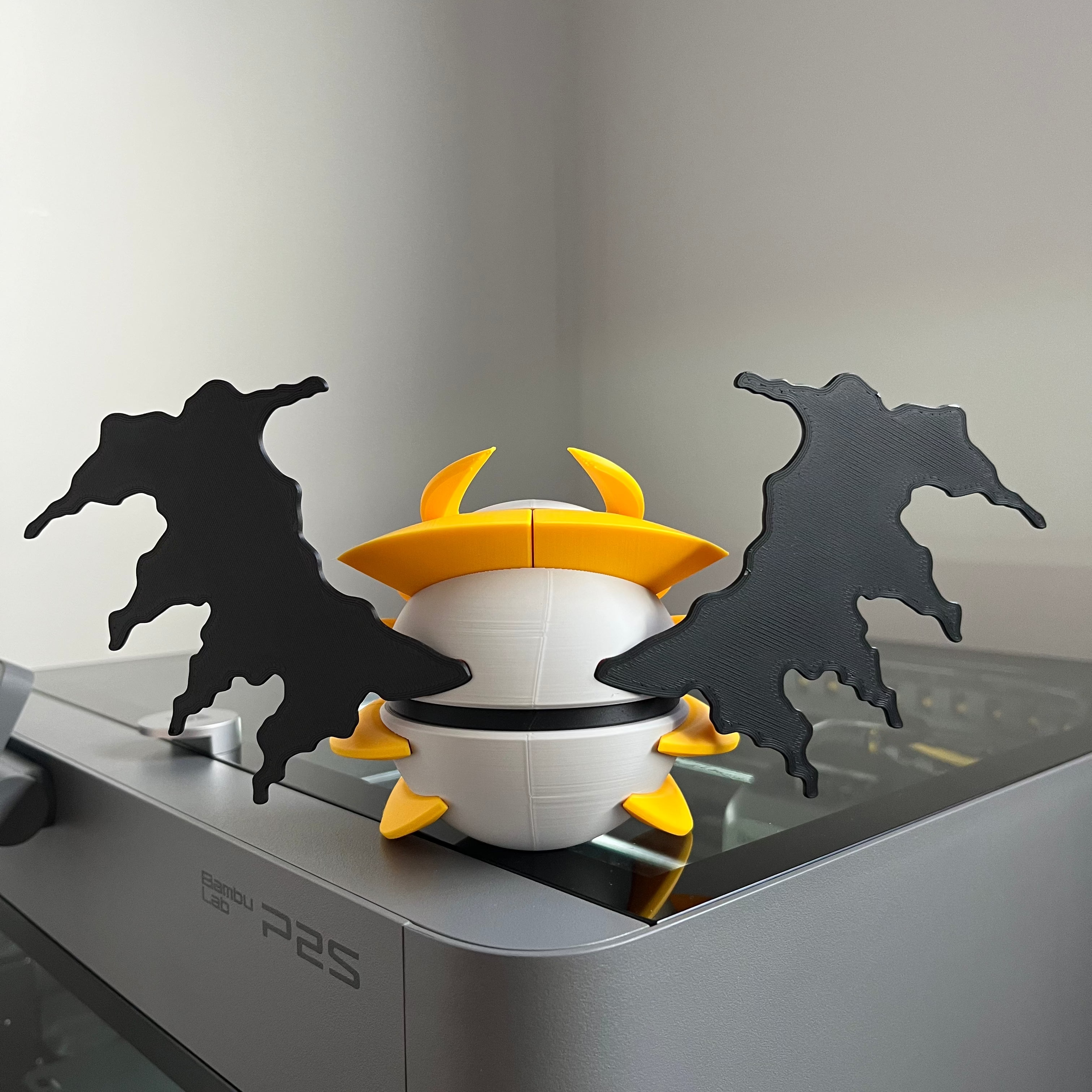 Giratina Monster Ball