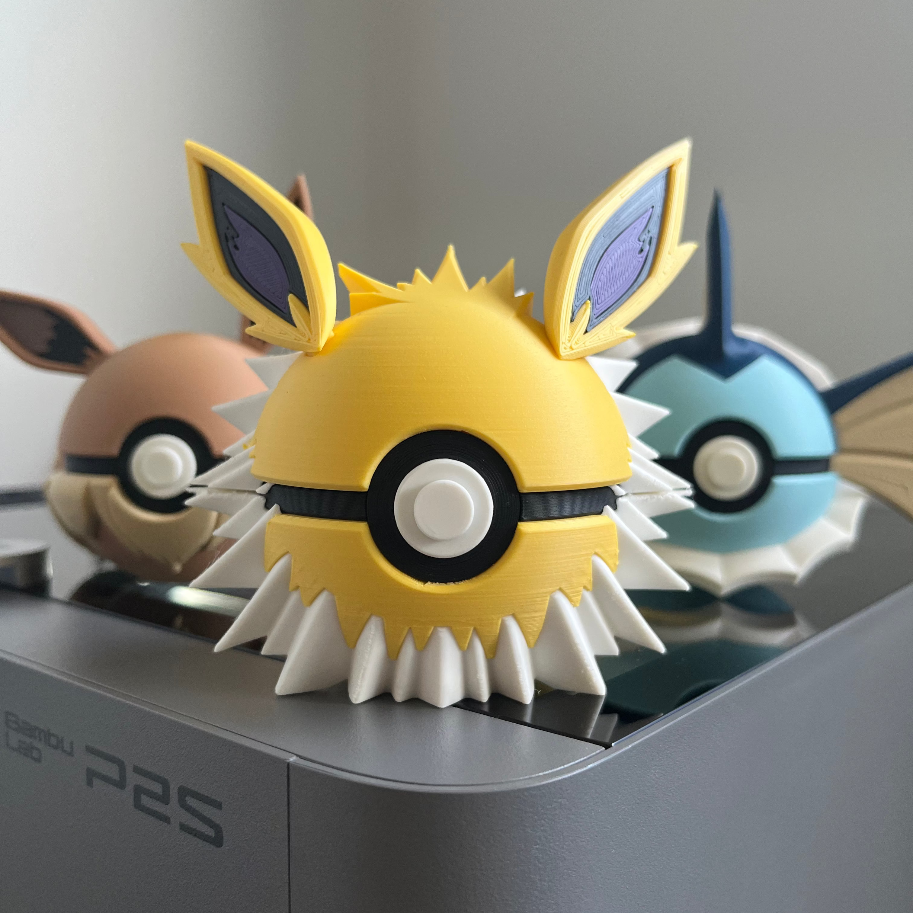 Eeveelution Monster Ball Bundle