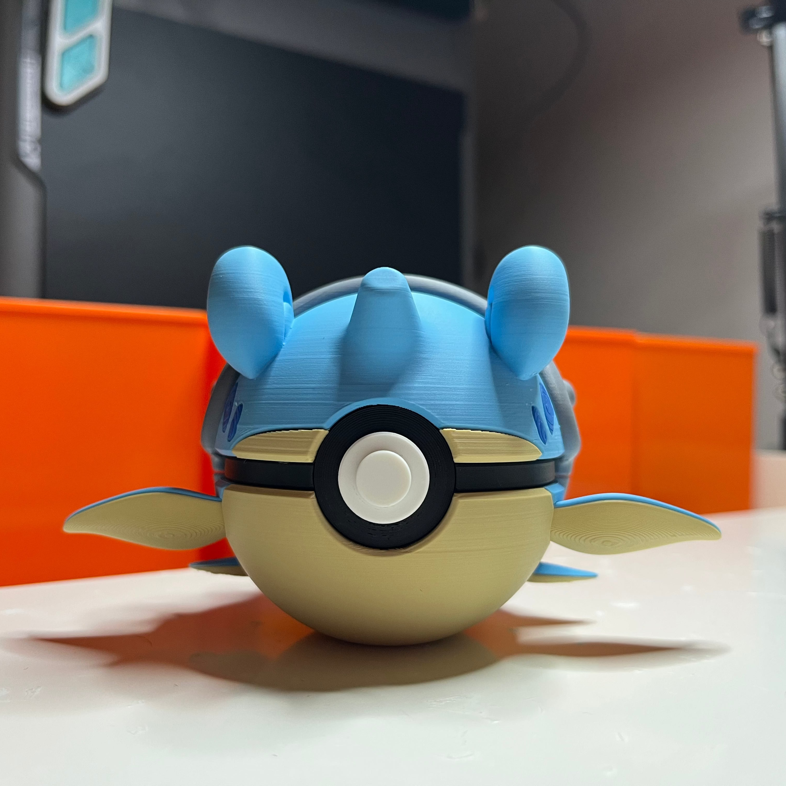 Lapras Monster Ball