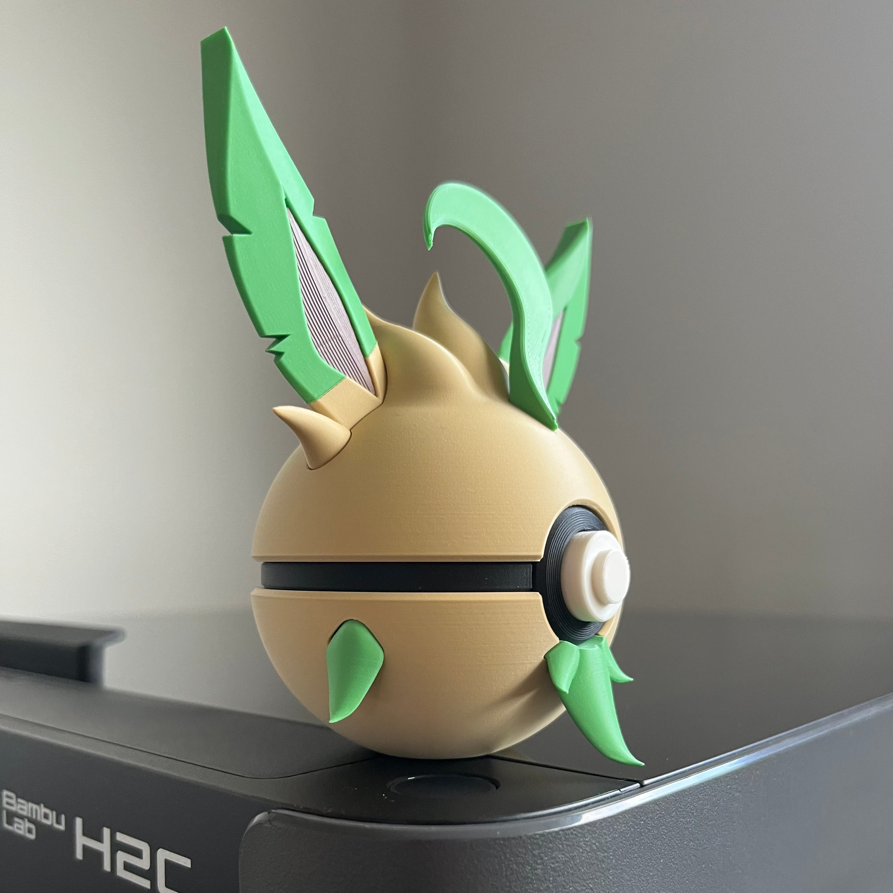 Leafeon Monster Ball