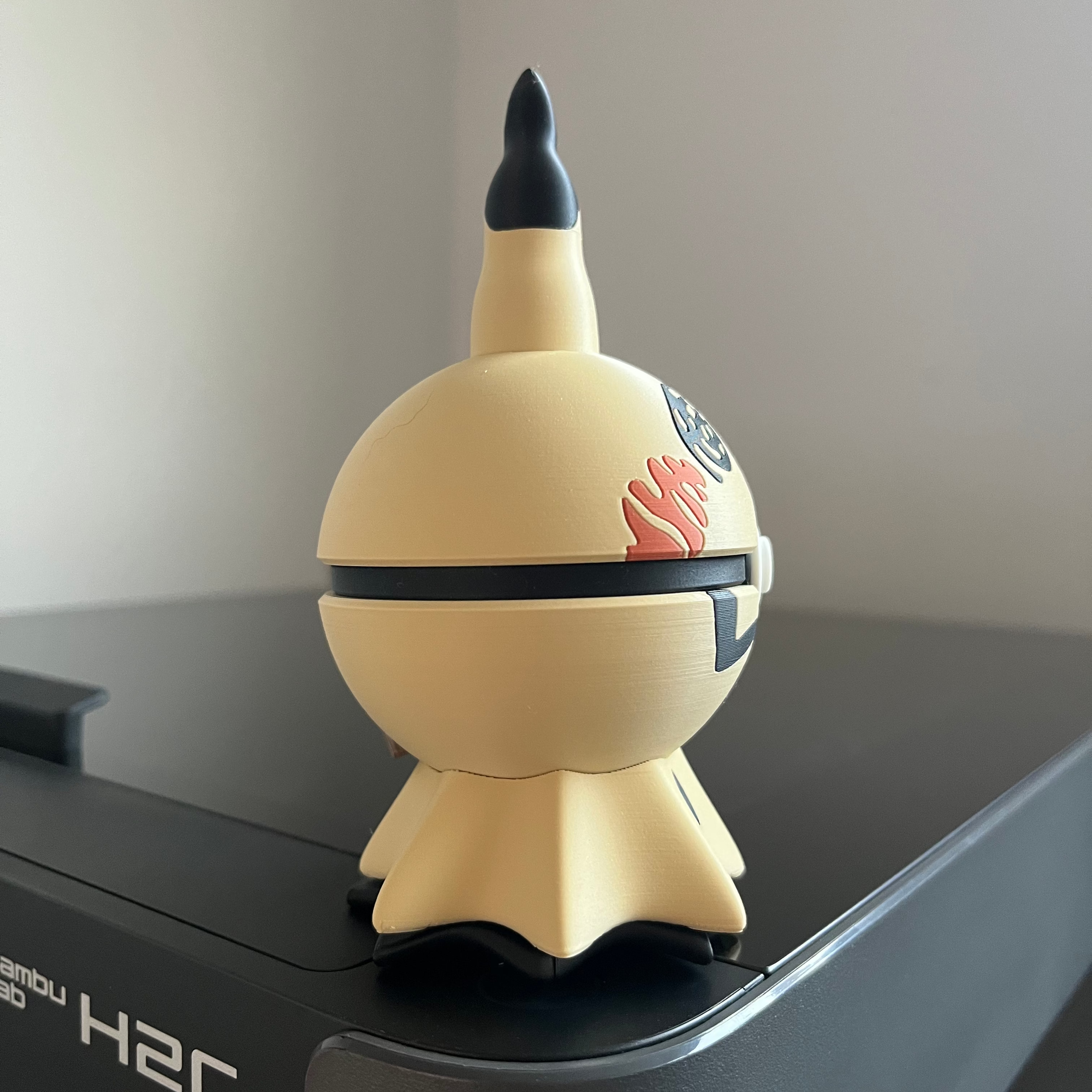 Mimikyu Monster Ball