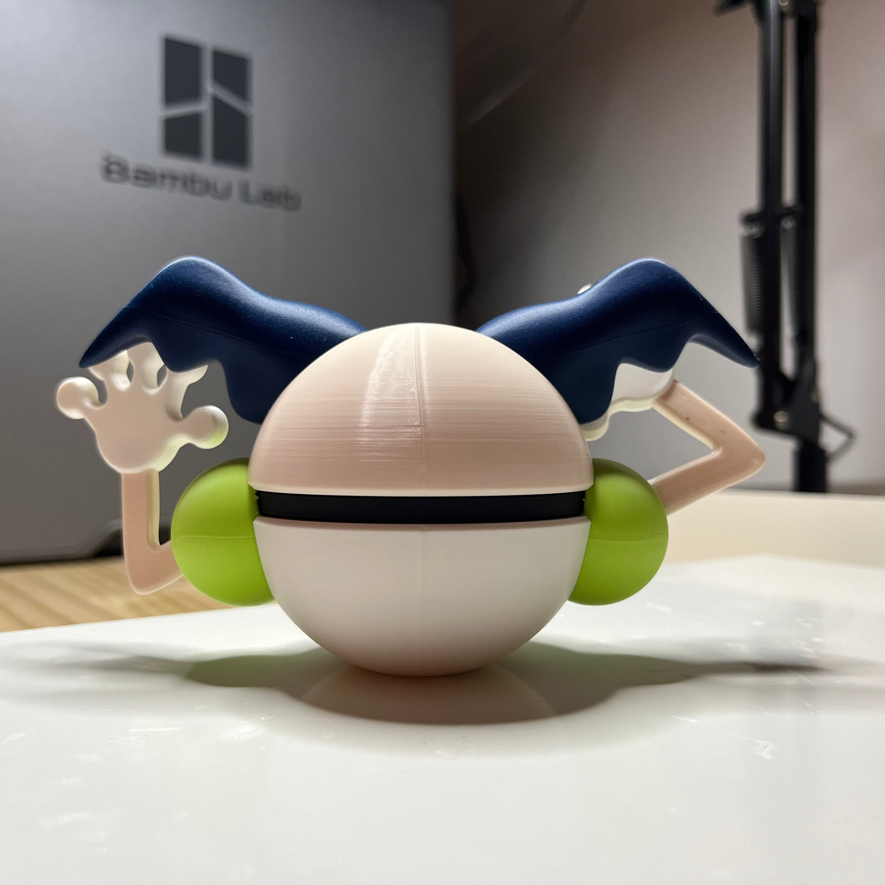 Shiny Mr. Mime Monster Ball