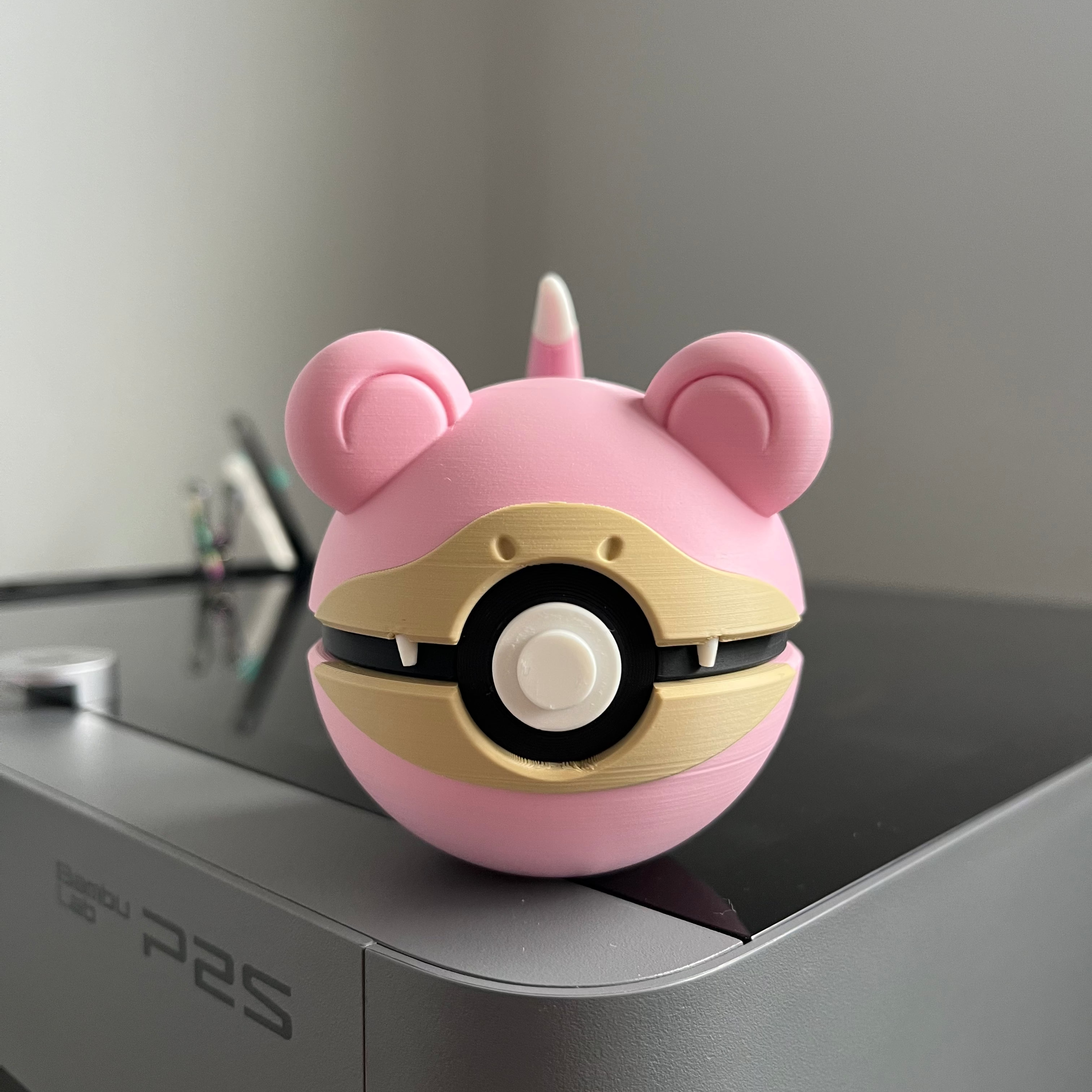 Slowpoke Monster Ball