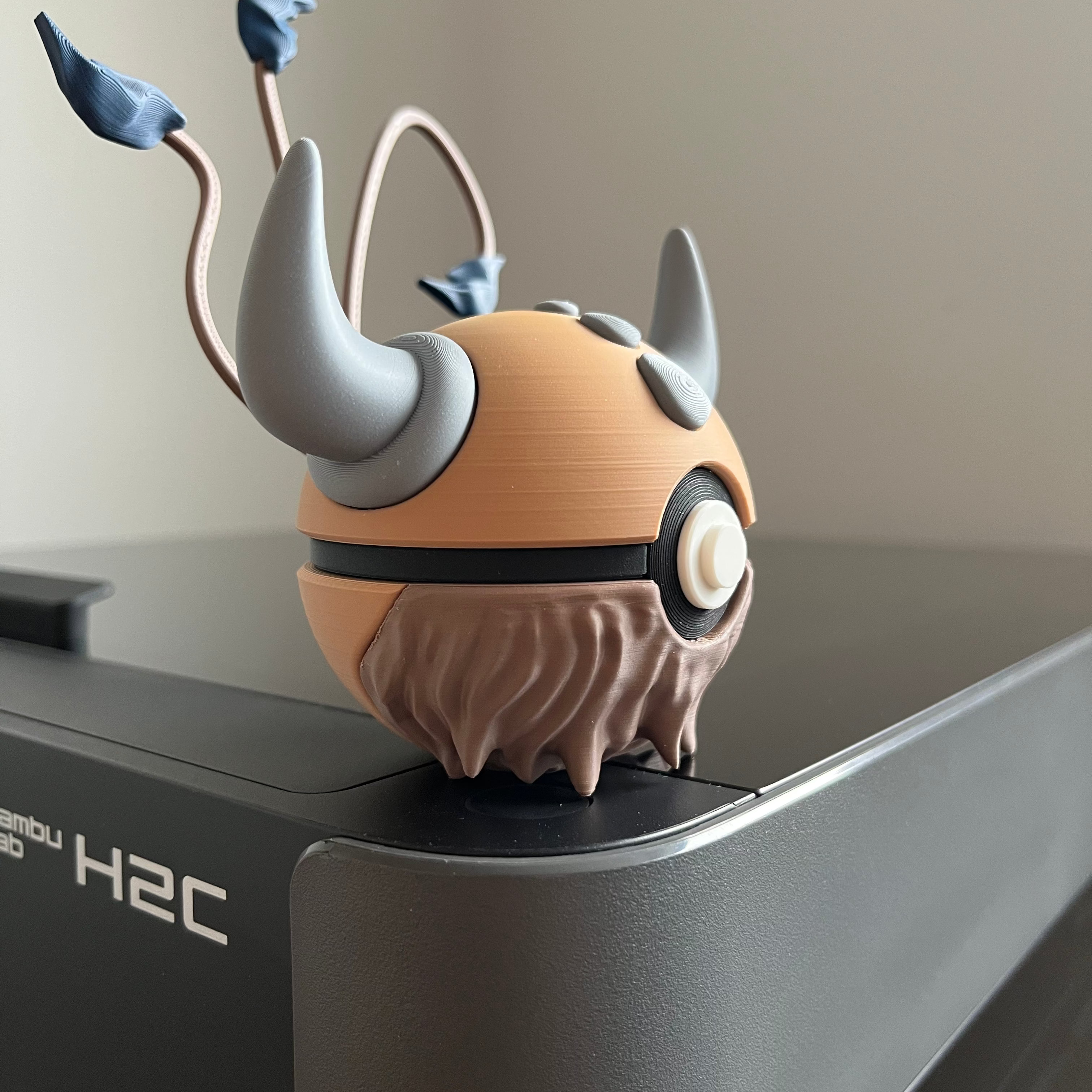 Tauros Monster Ball