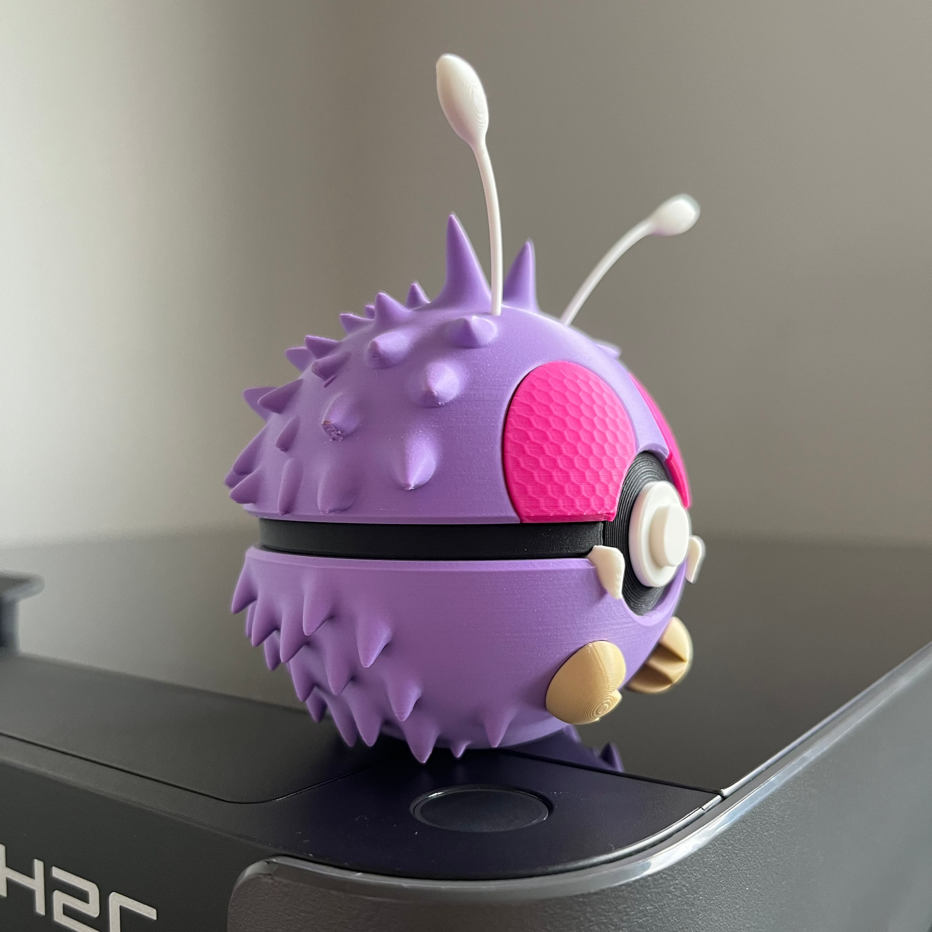 Venonat Monster Ball