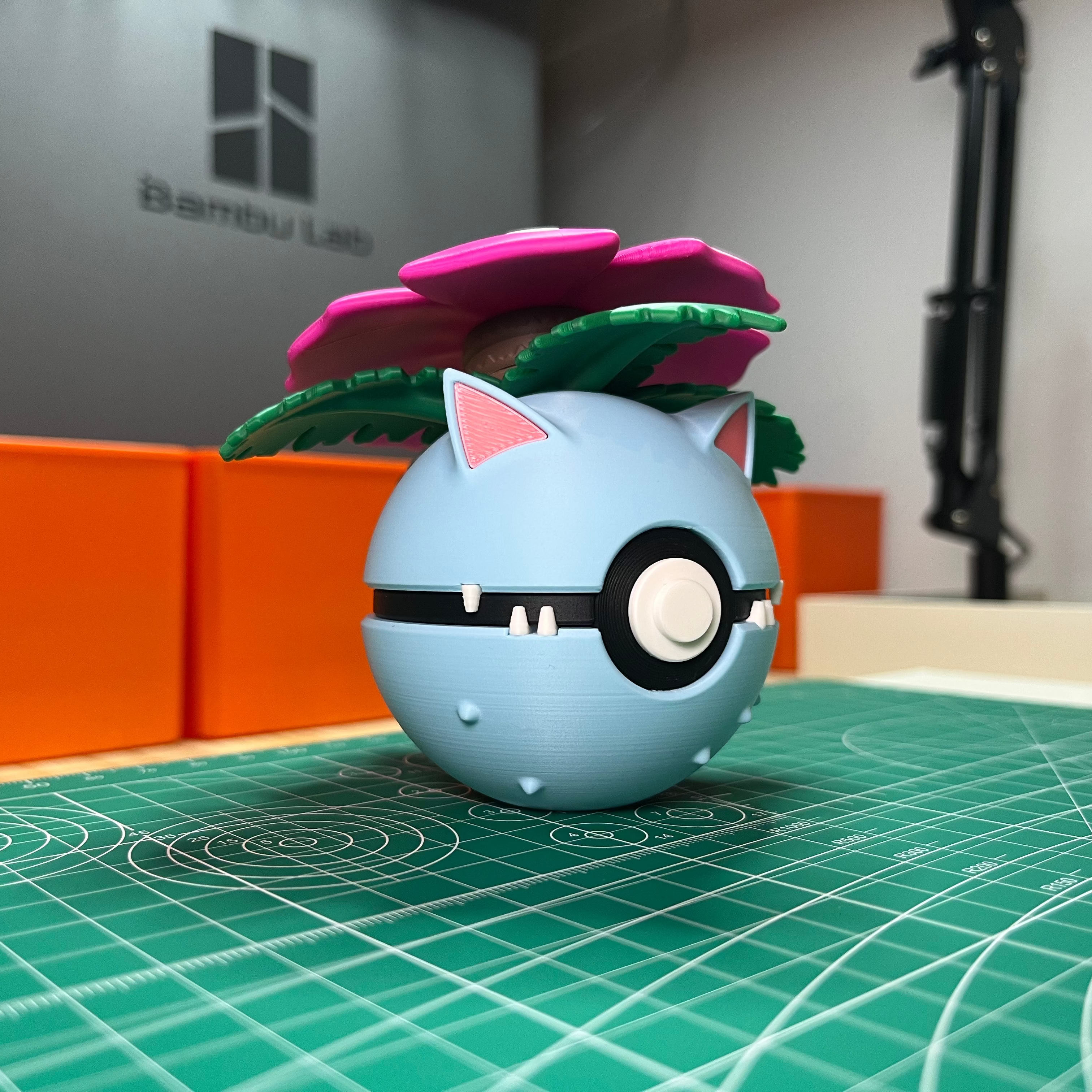 Venusaur Monster Ball