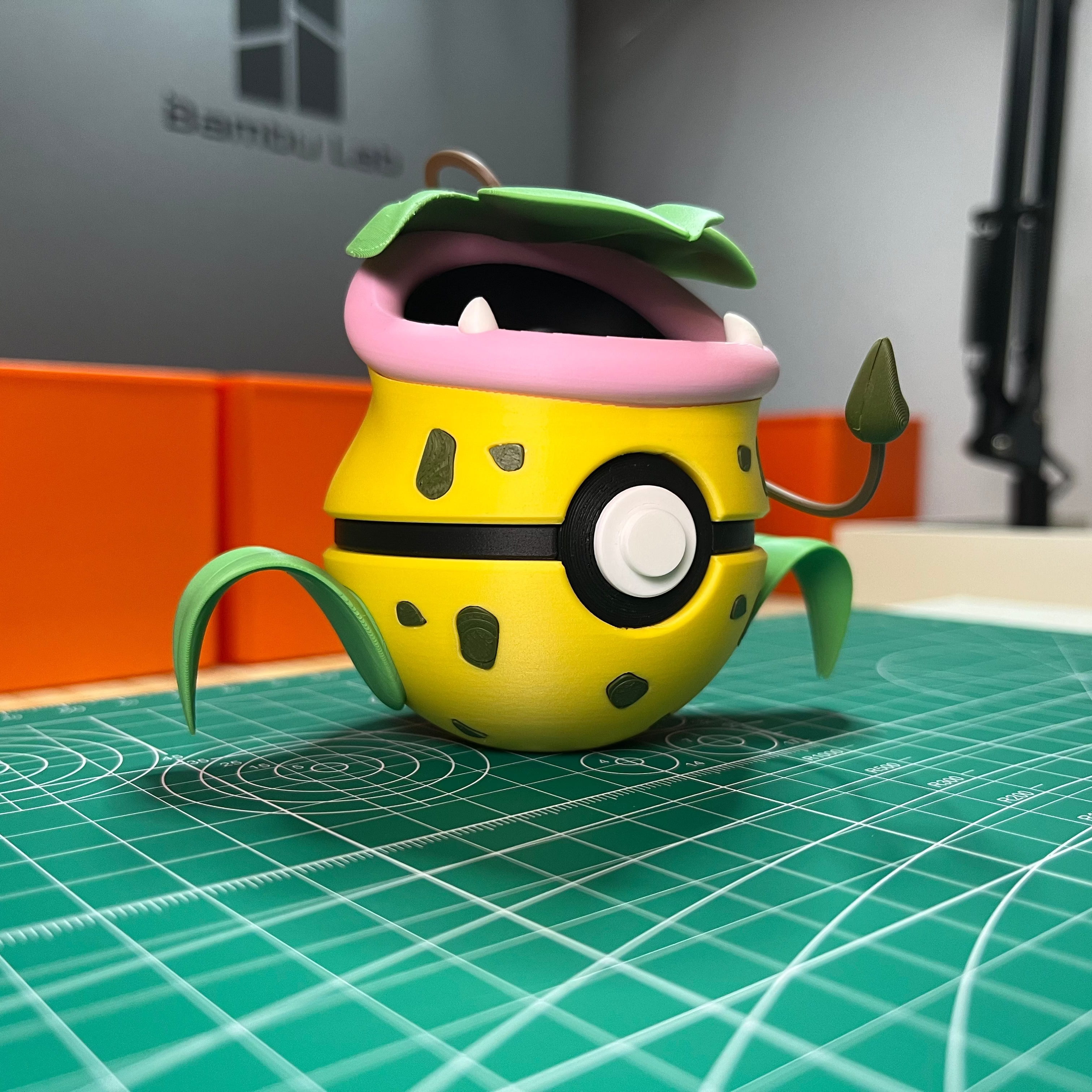 Victreebel Monster Ball