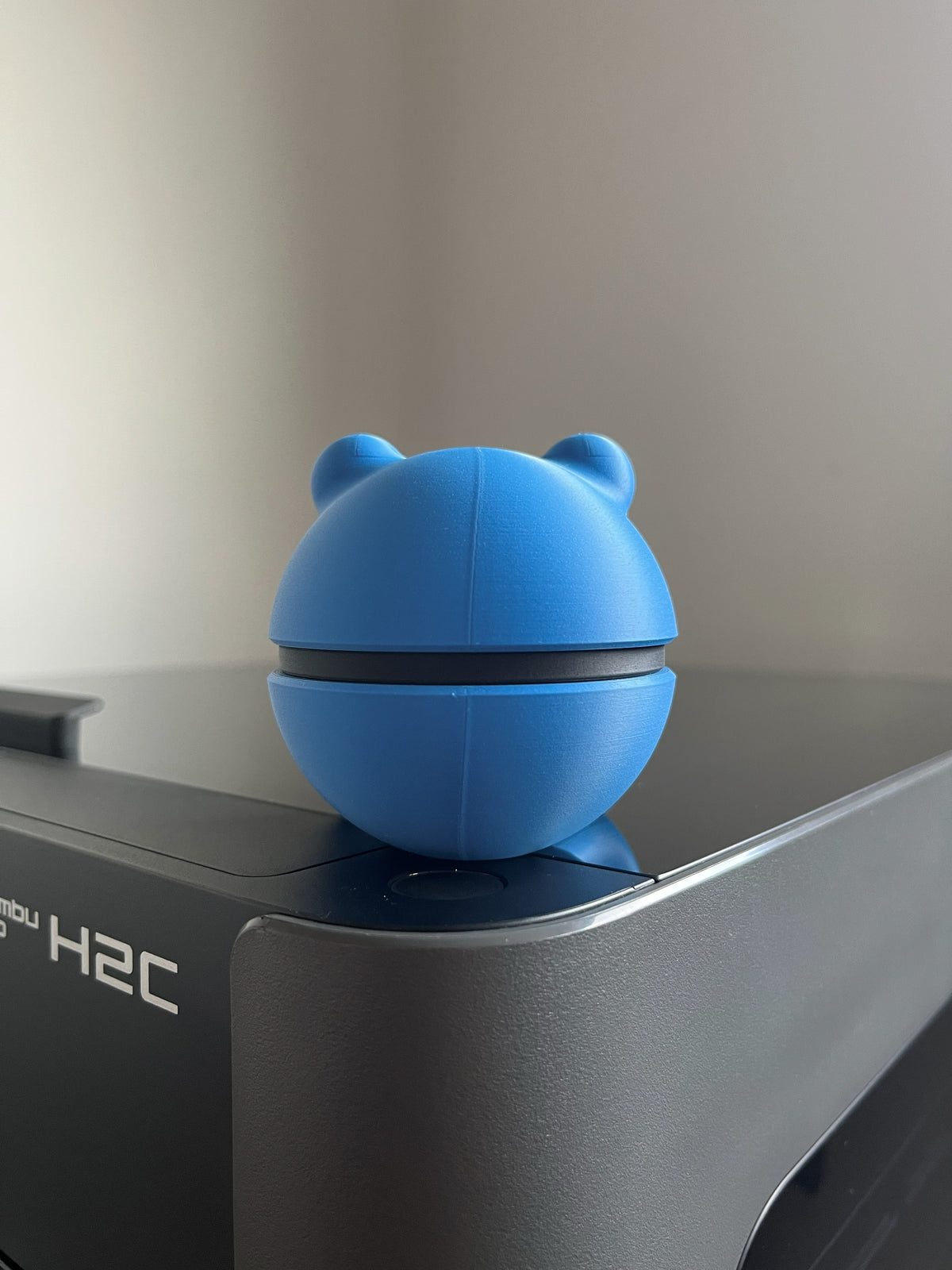 Poliwhirl Monster Ball, back view