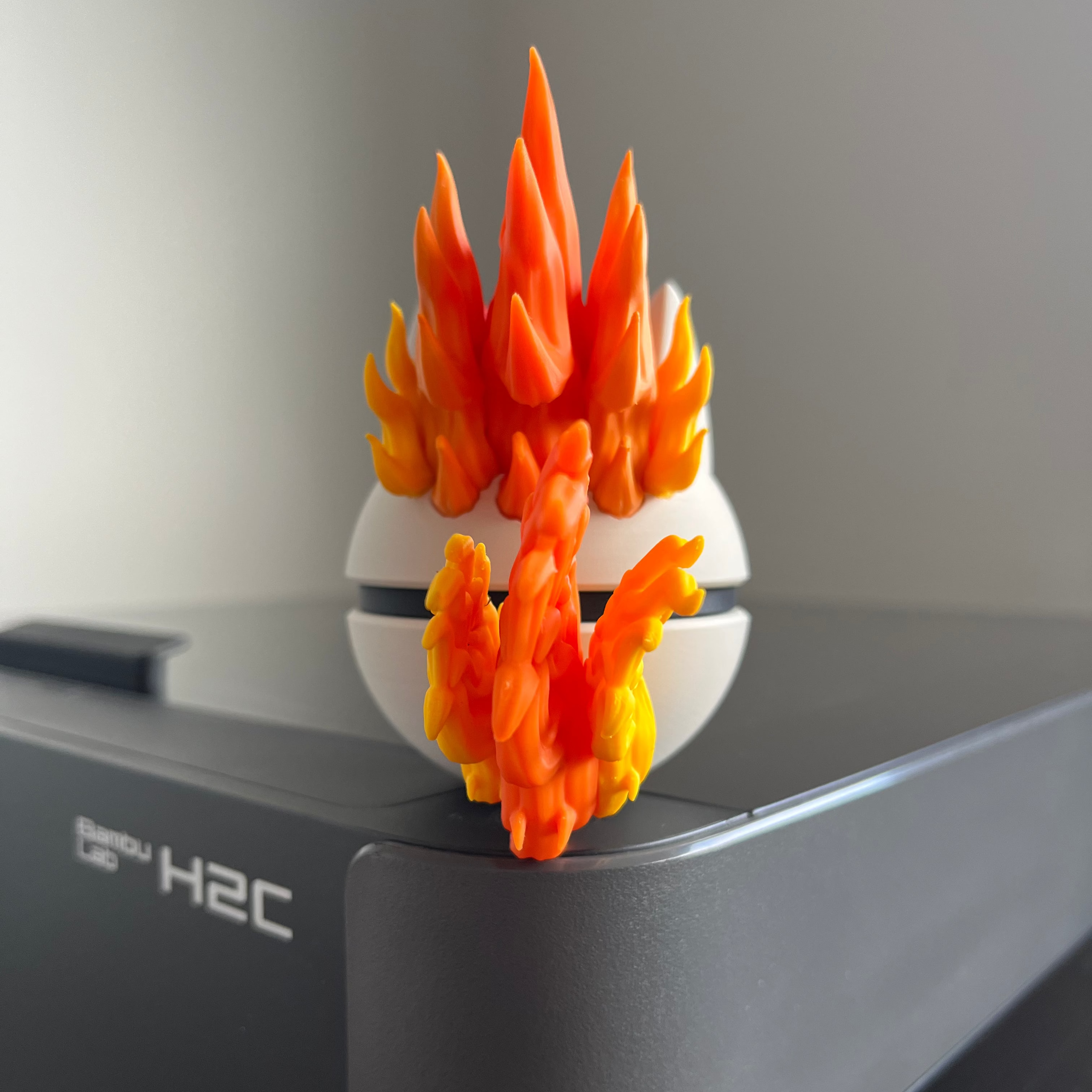 Rapidash Monster Ball, back view