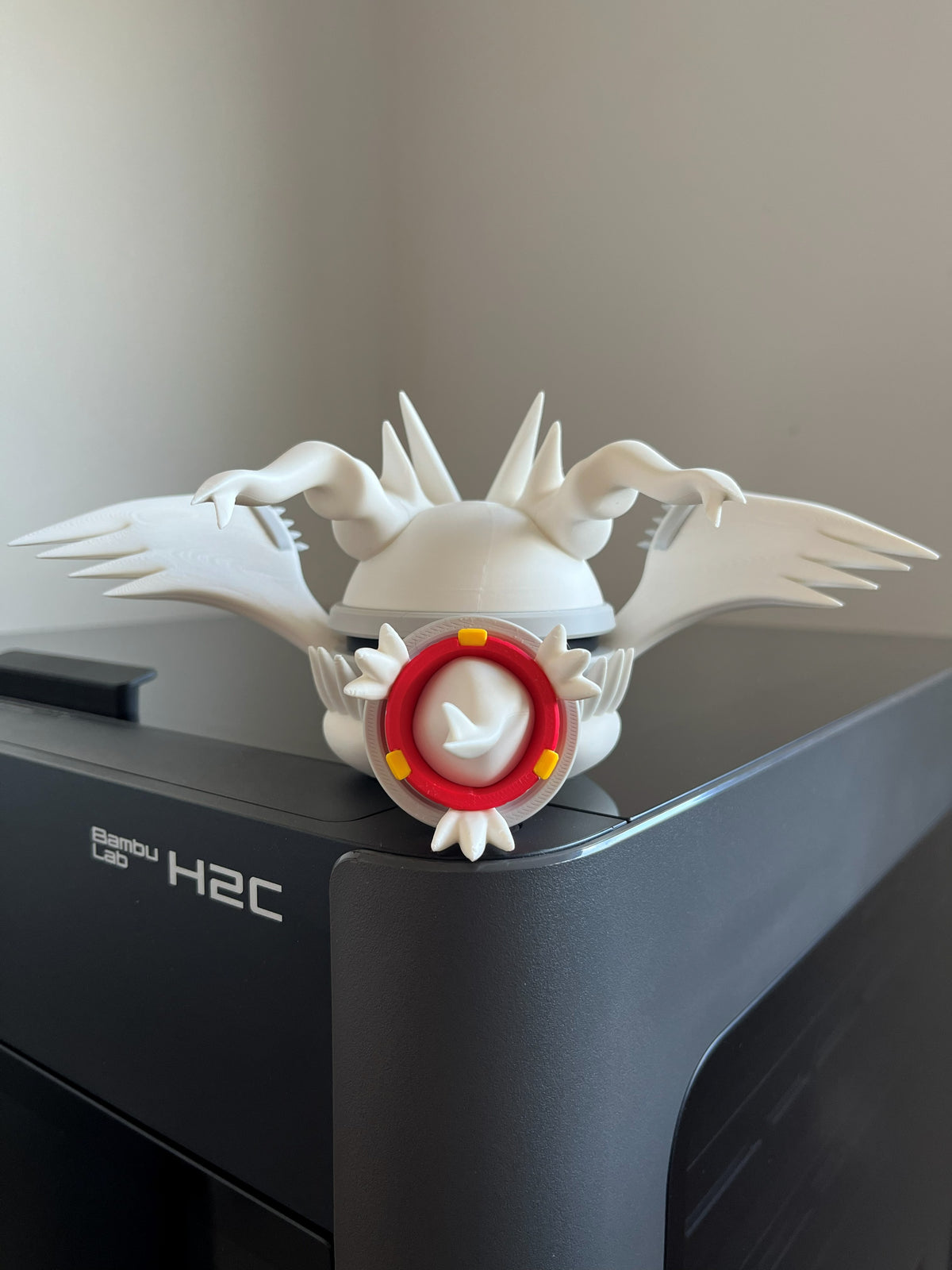 Reshiram Monster Ball, back view