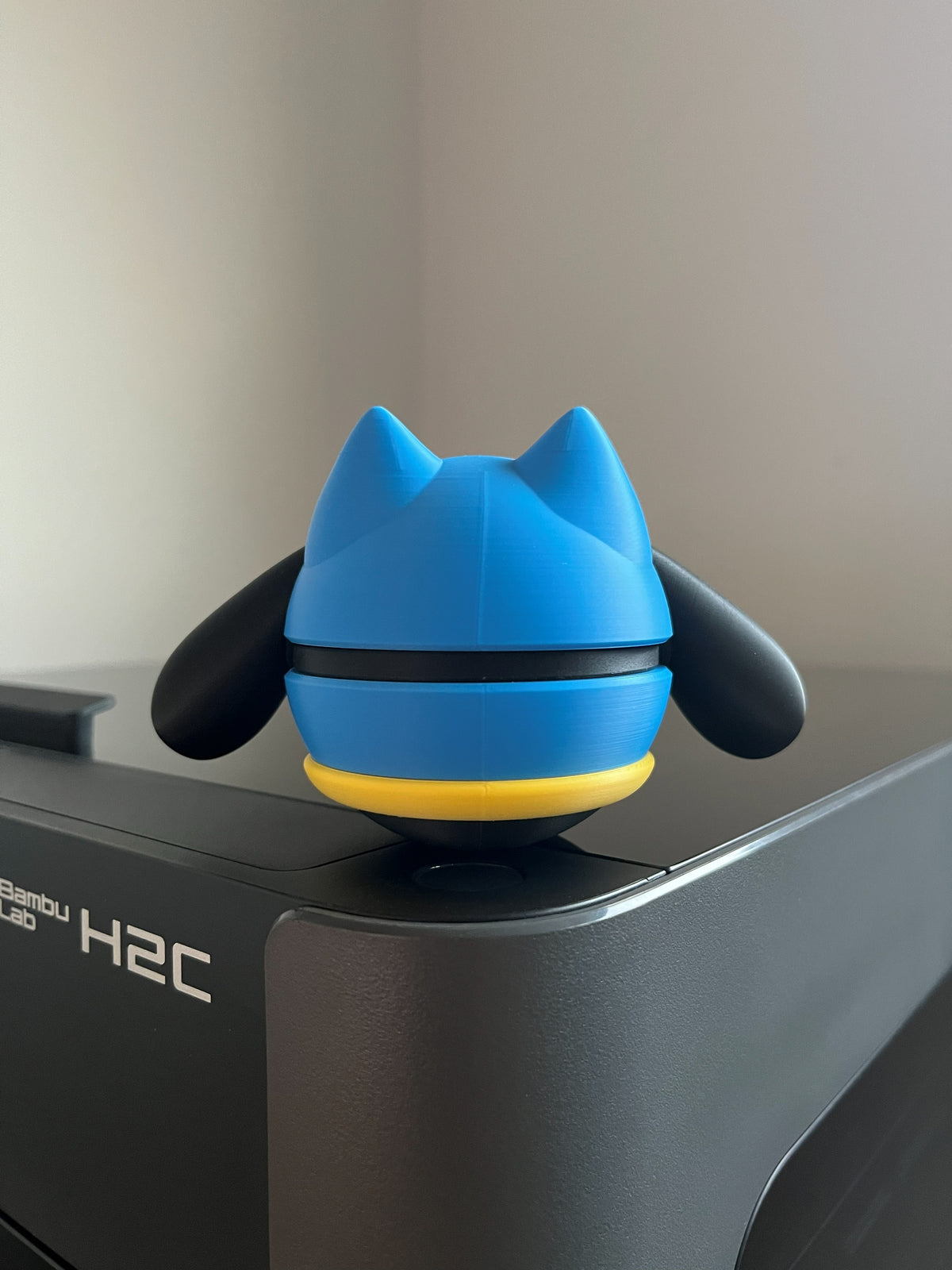 Riolu Monster Ball, back view