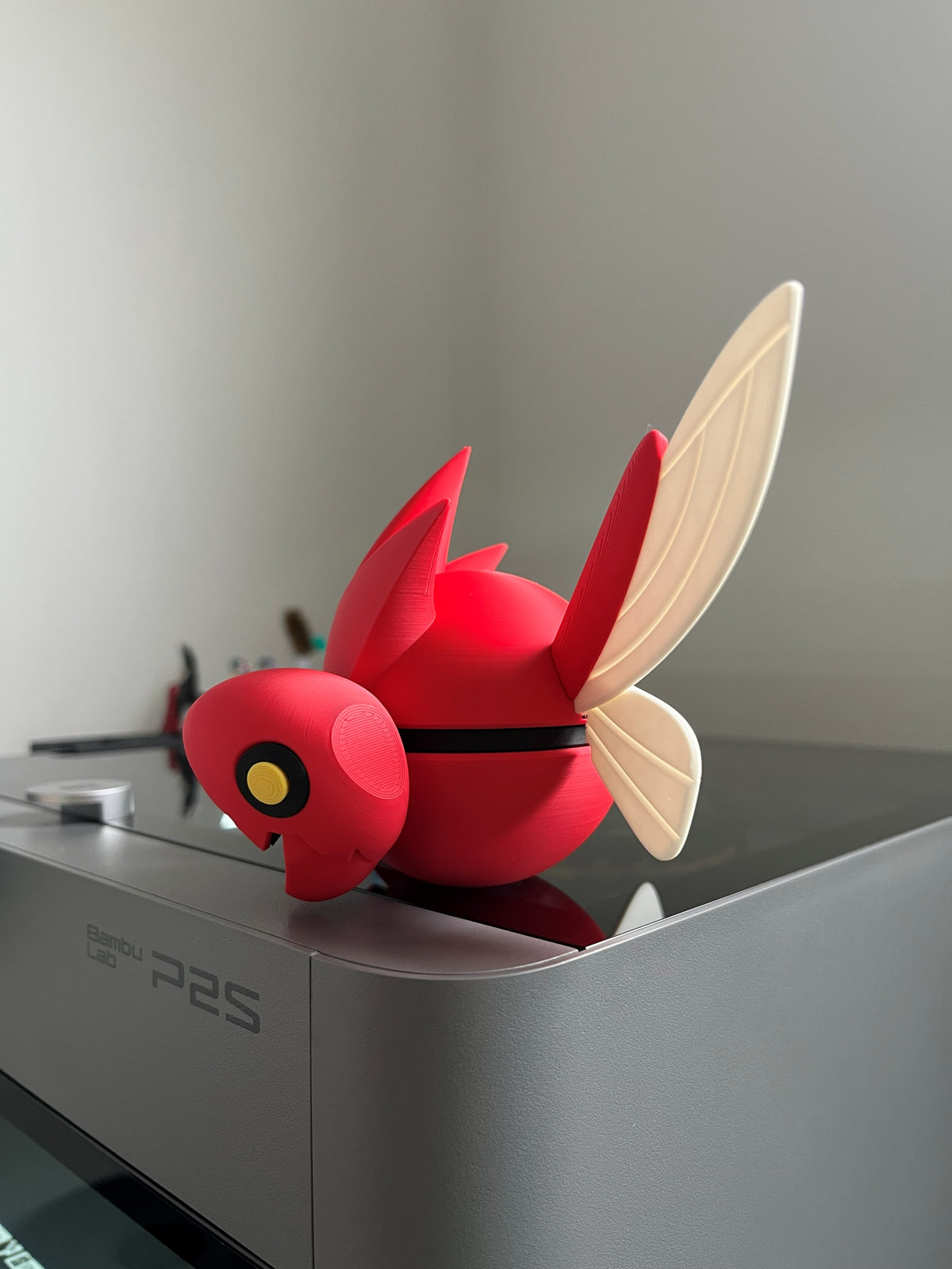 Scizor Monster Ball, left side