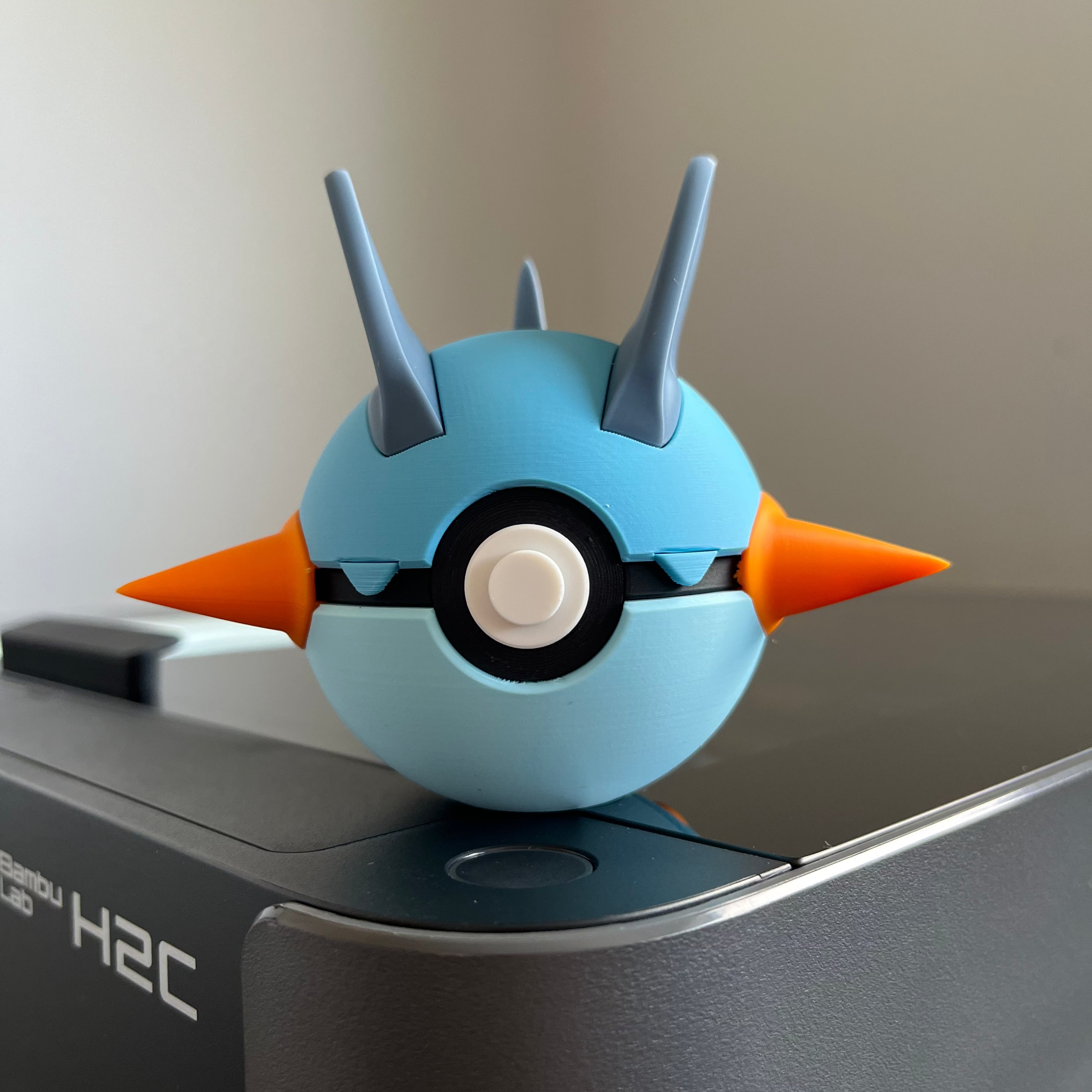 Swampert Monster Ball, front view