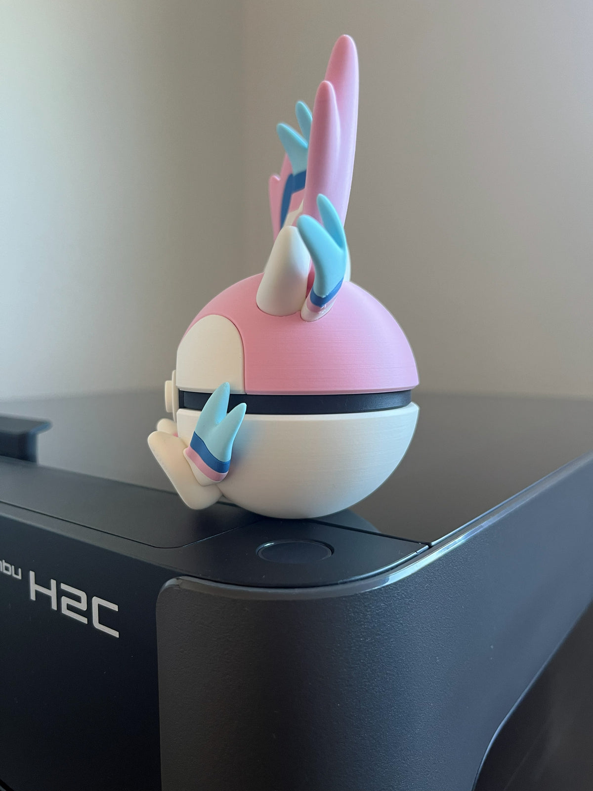 Sylveon Monster Ball, left side
