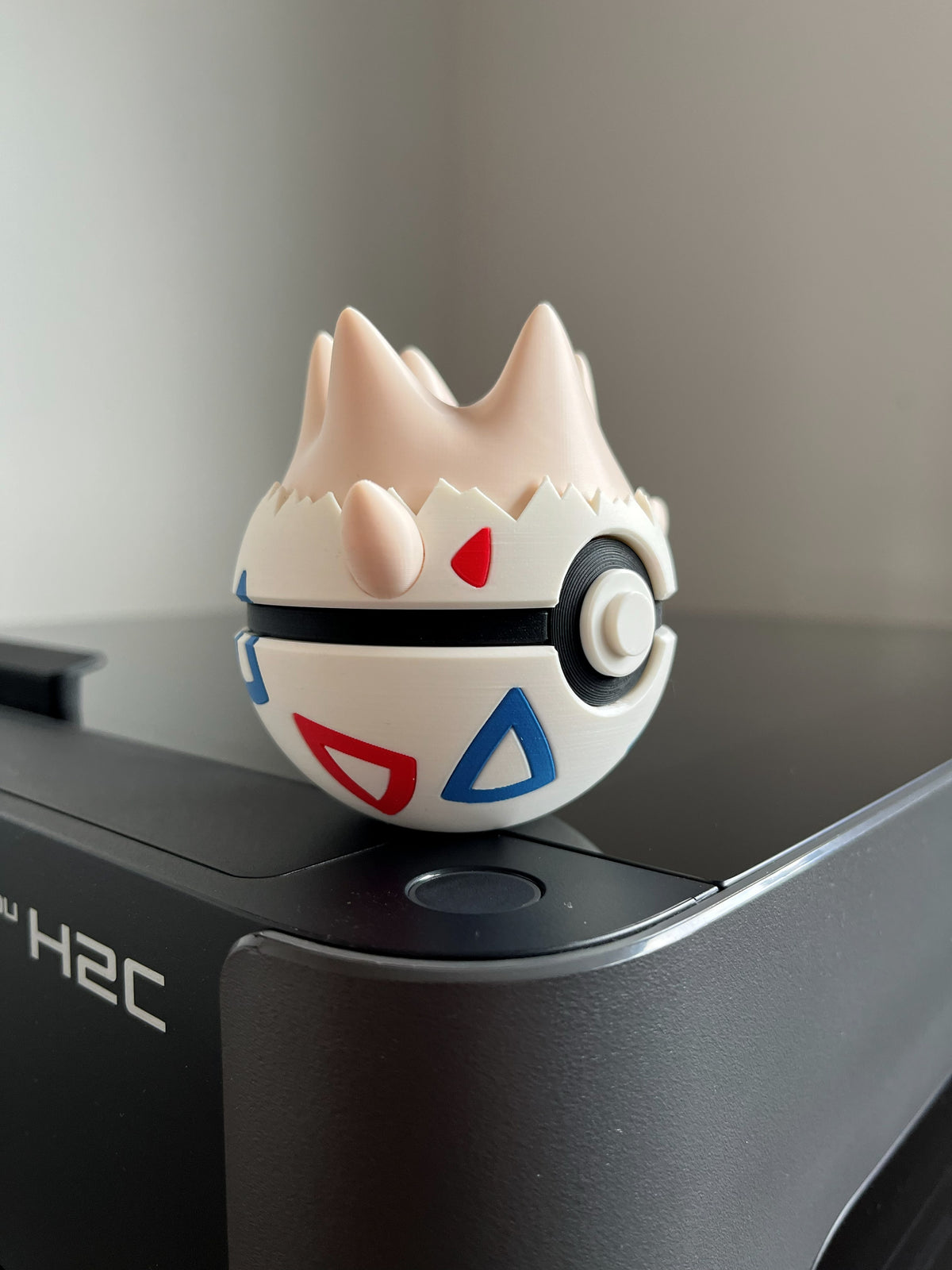 Togepi Monster Ball, side profile