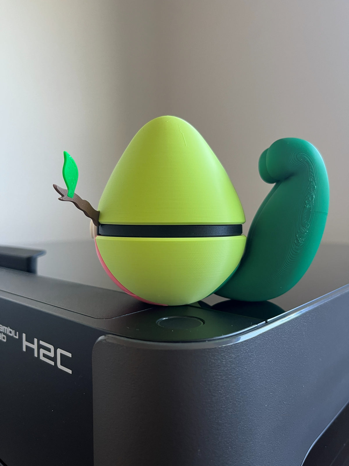 Treecko Monster Ball, left side