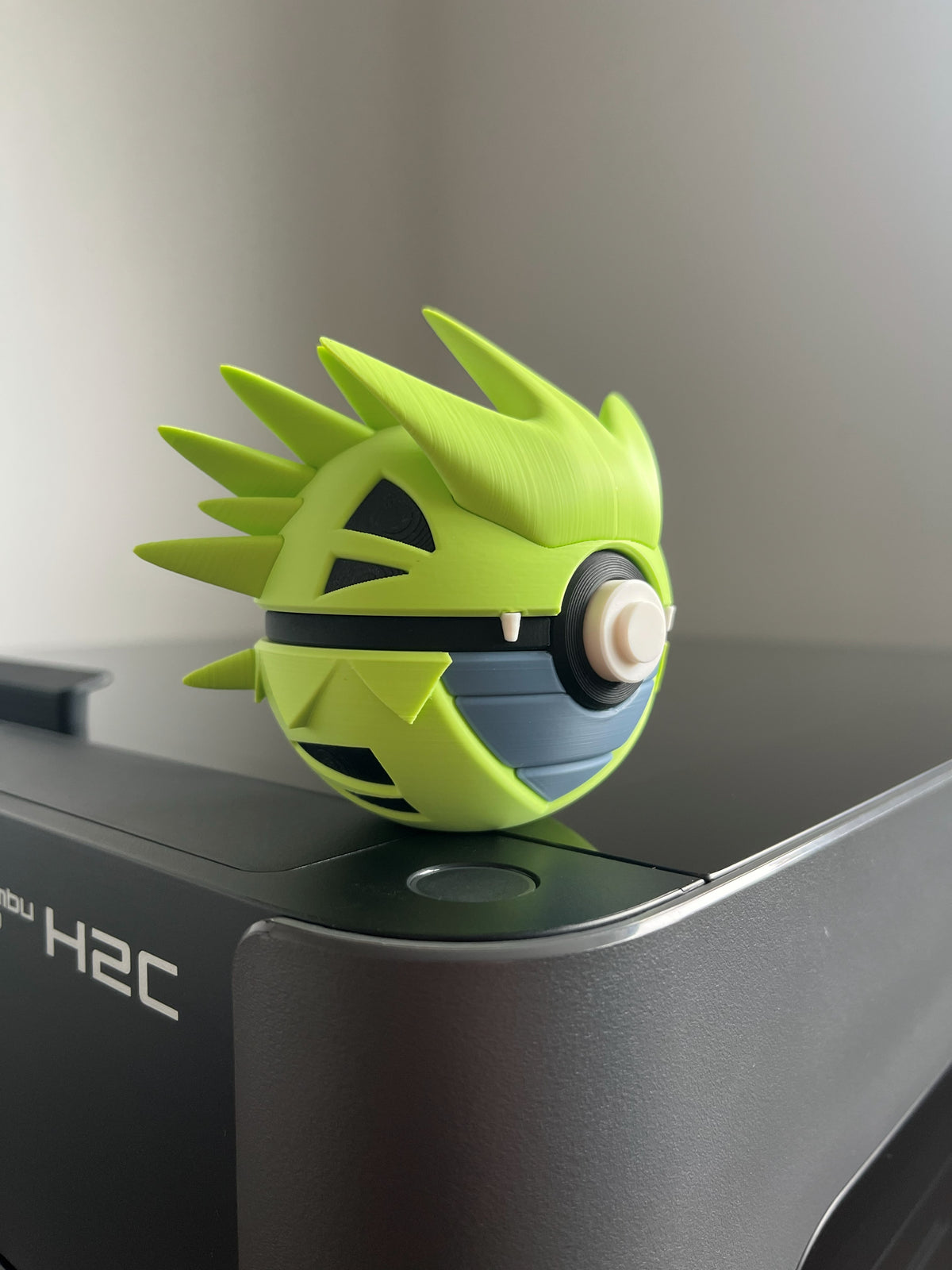 Tyranitar Monster Ball, side profile