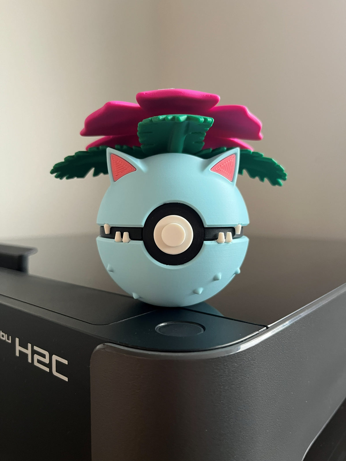 Venusaur Monster Ball, front view