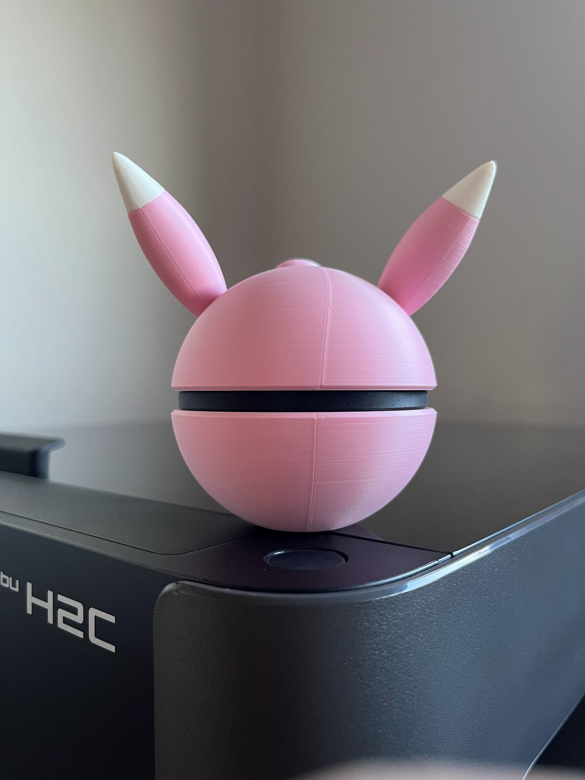 Wigglytuff Monster Ball, back view