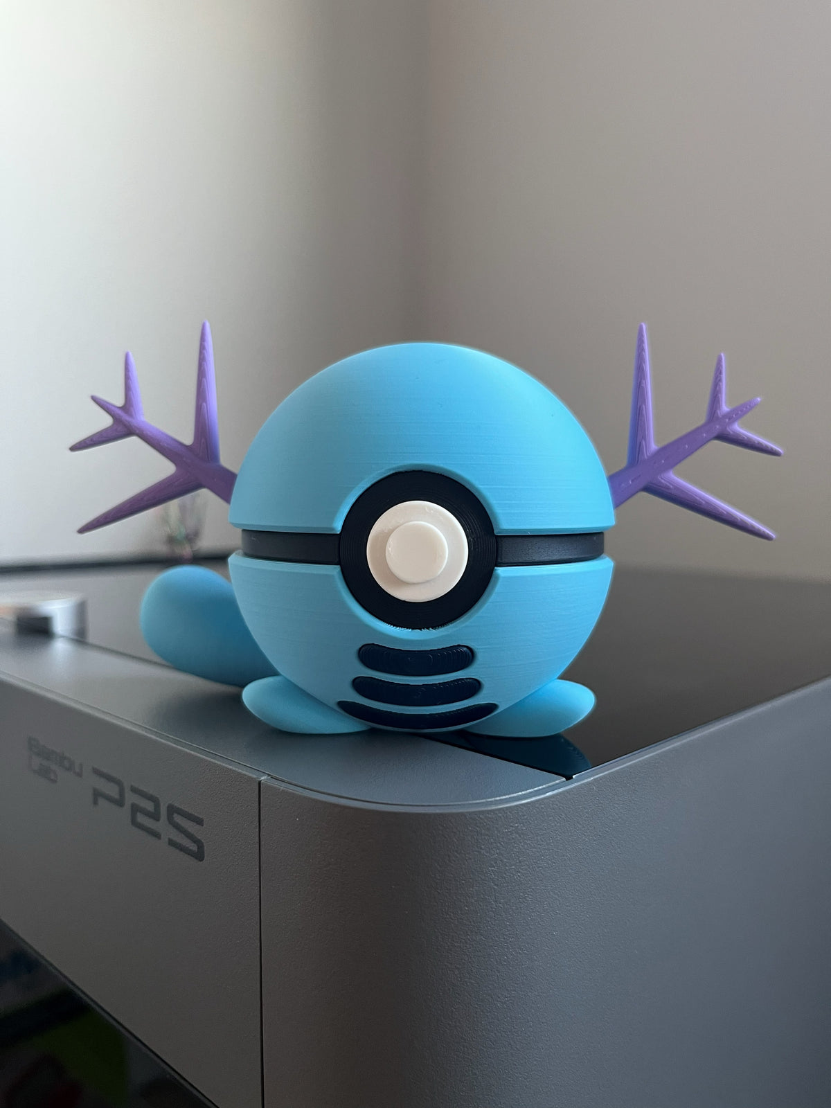 Wooper Monster Ball, front view