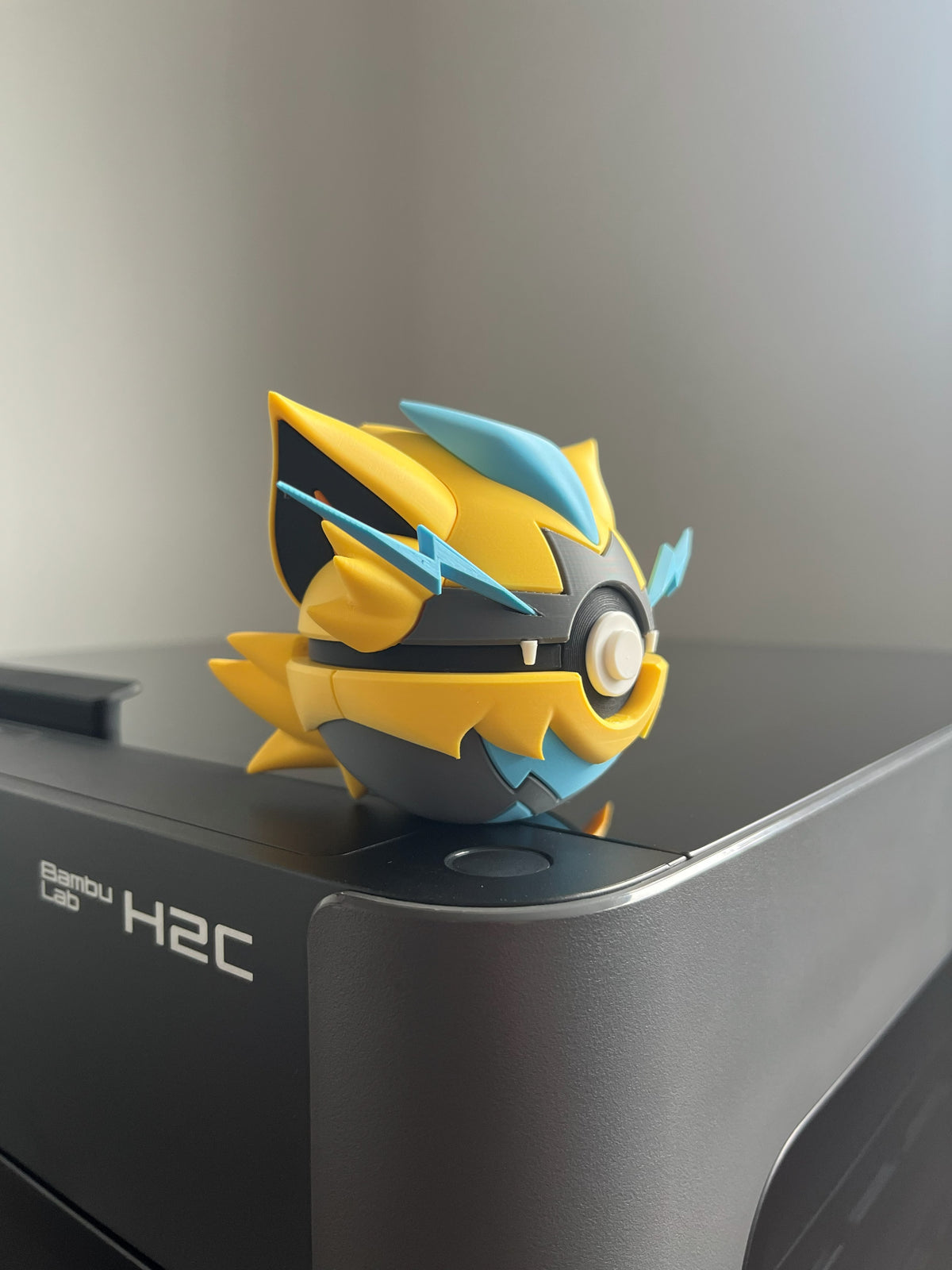 Zeraora Monster Ball, side profile