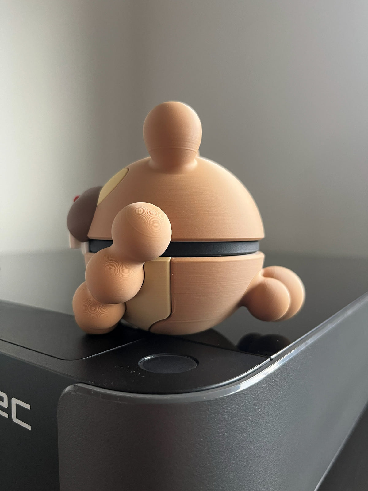 Bidoof Monster Ball, left side