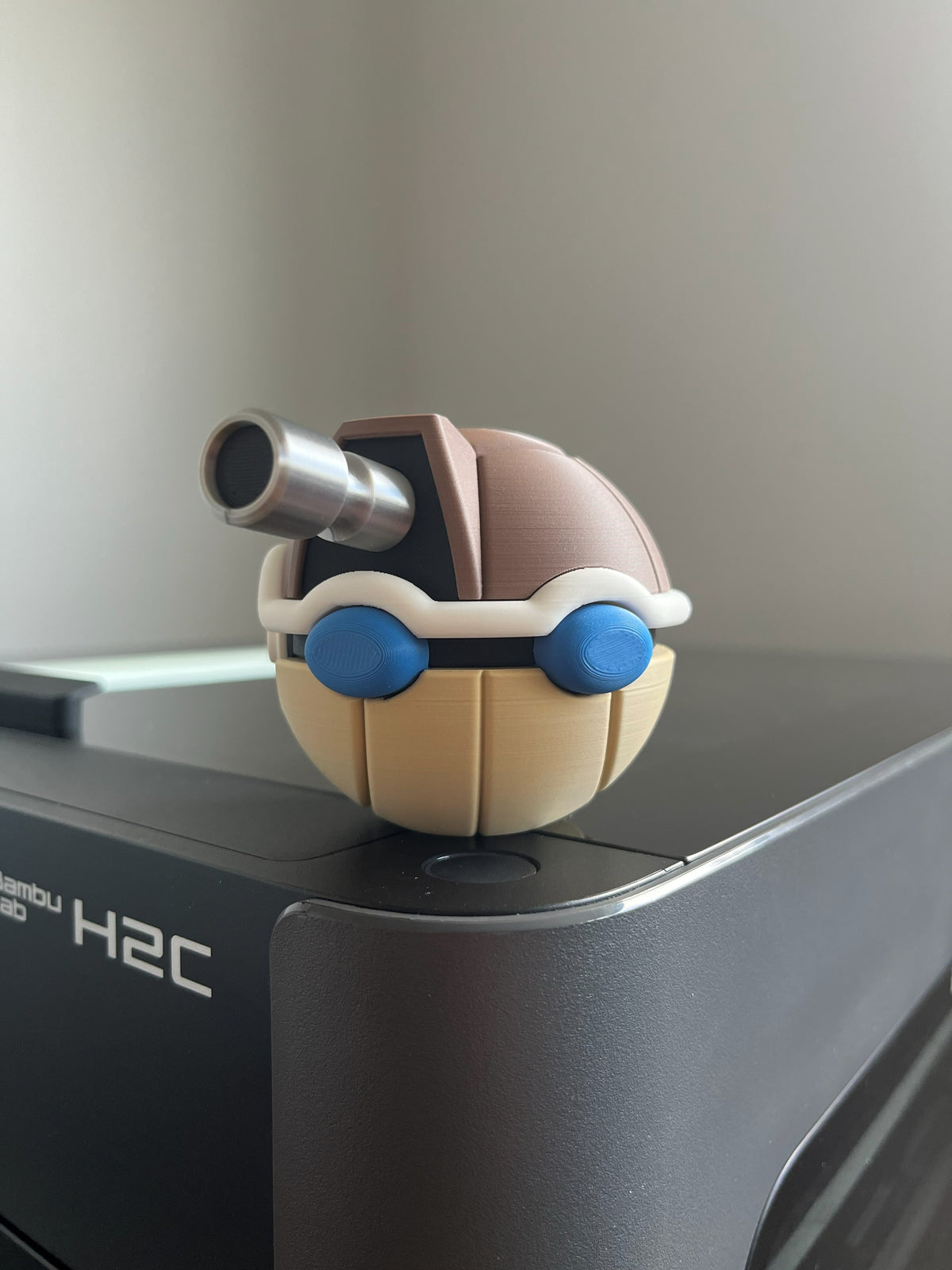 Blastoise Monster Ball, left side