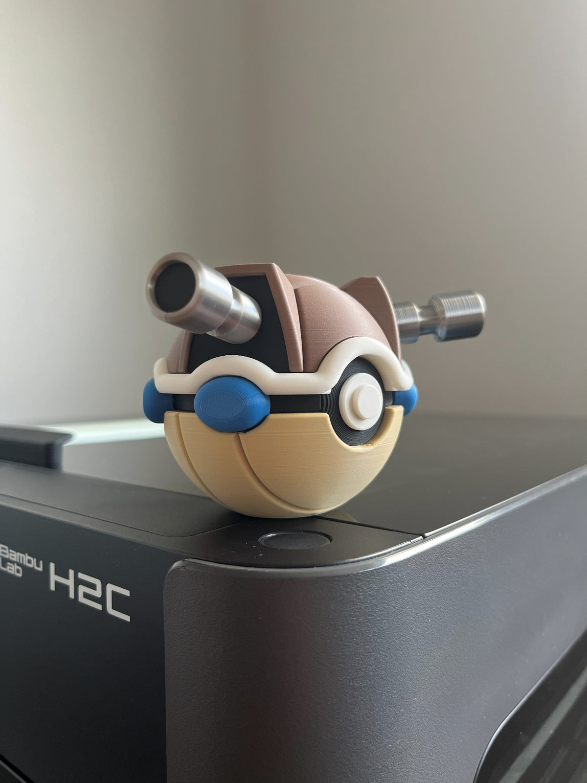 Blastoise Monster Ball, side profile