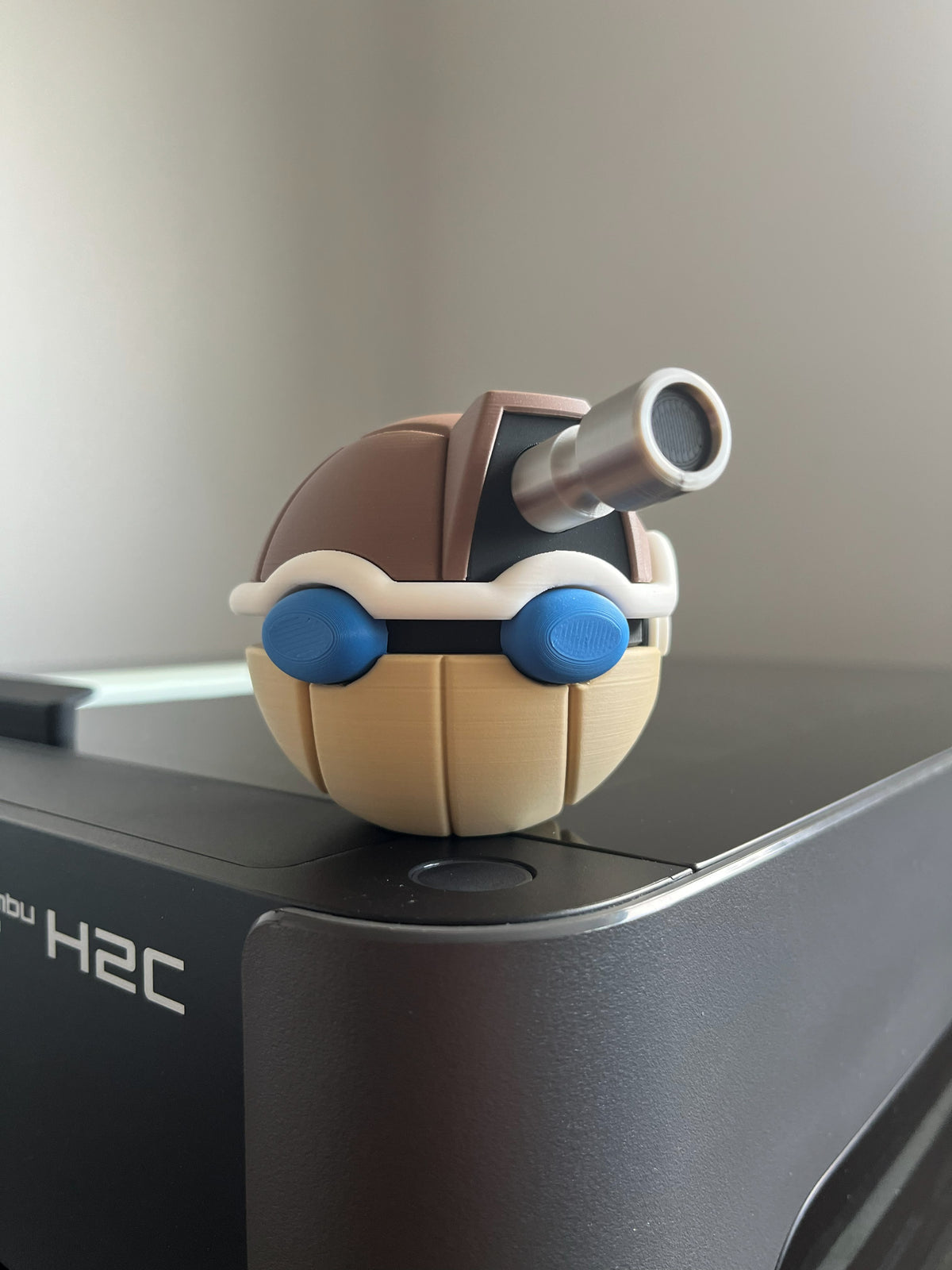Blastoise Monster Ball, right side
