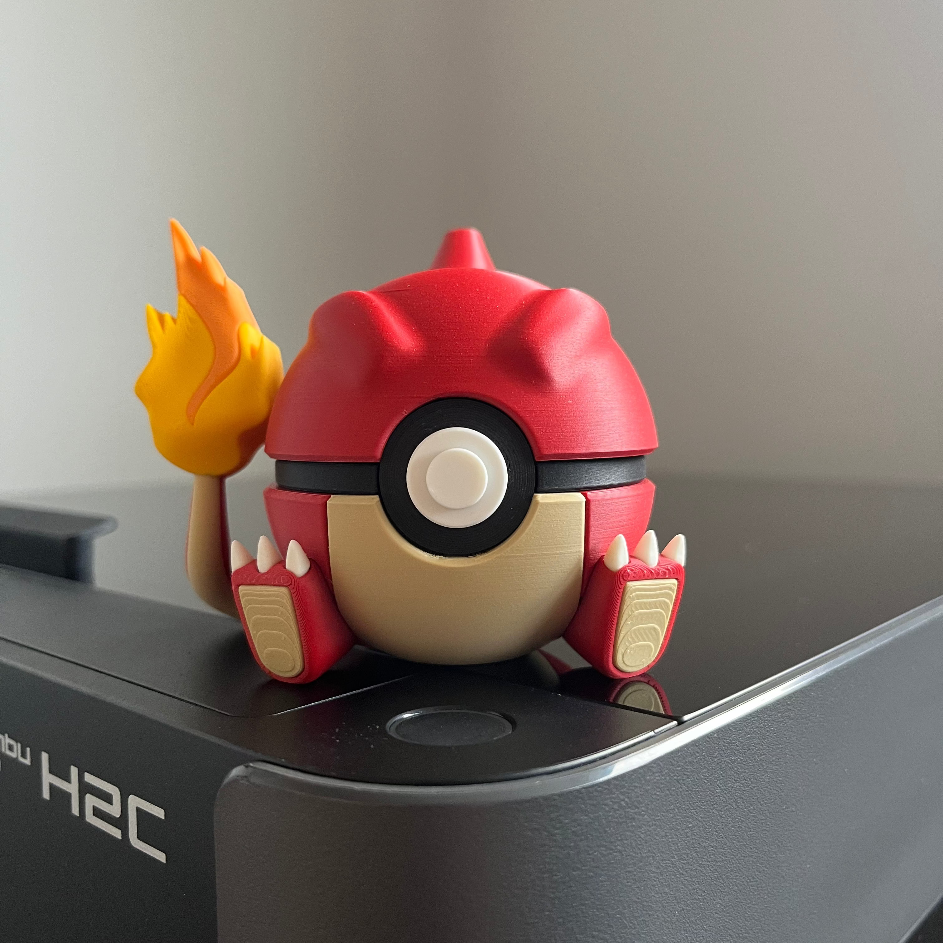 Charmeleon Monster Ball, front view