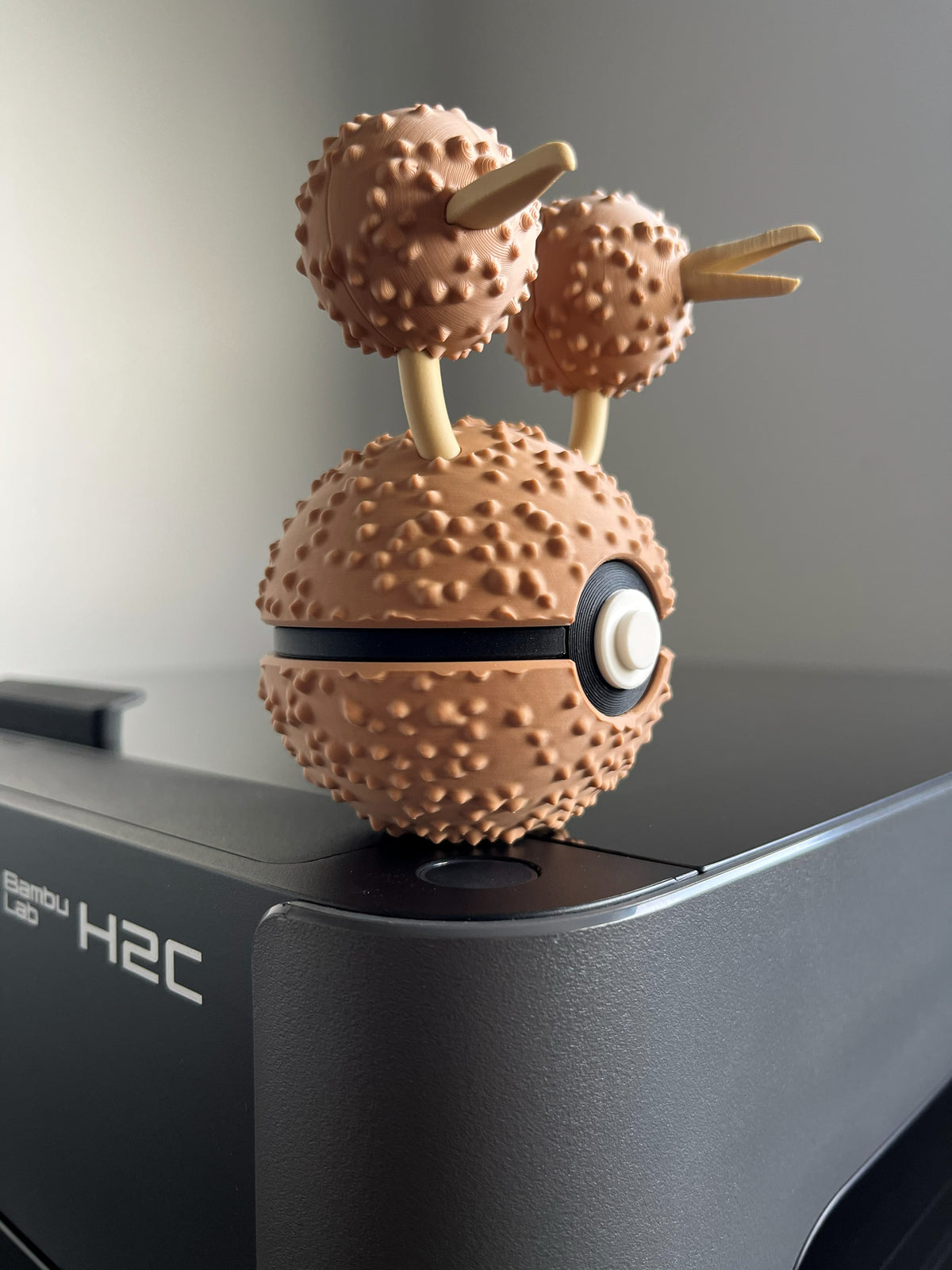 Doduo Monster Ball, side profile
