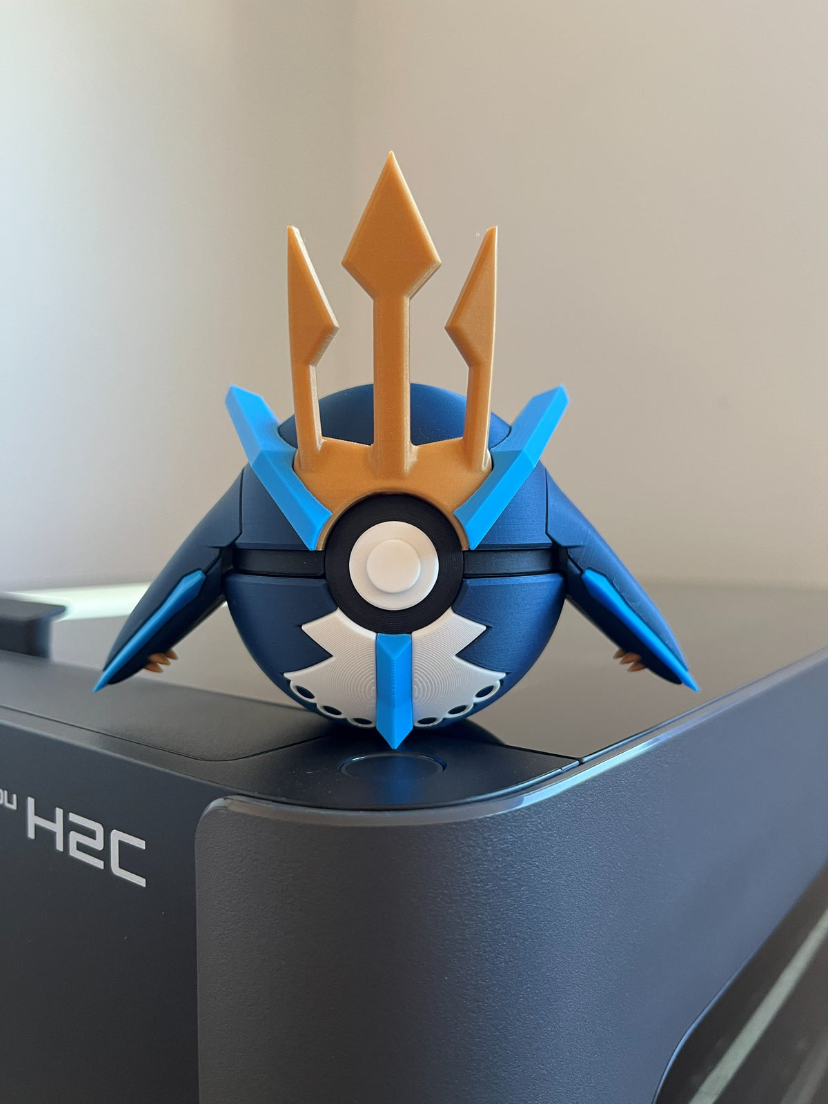 Empoleon Monster Ball, front view