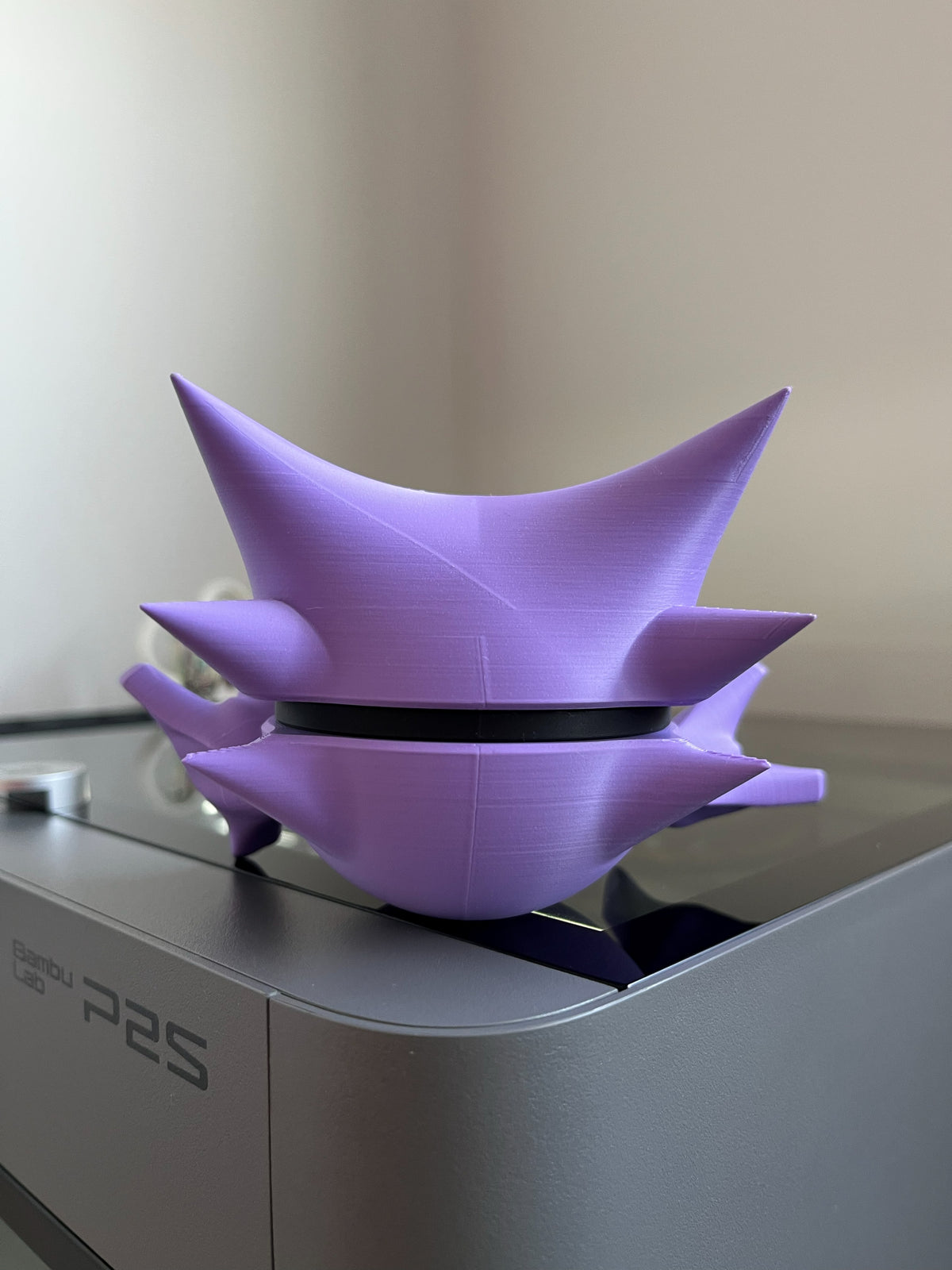 Haunter Monster Ball, back view