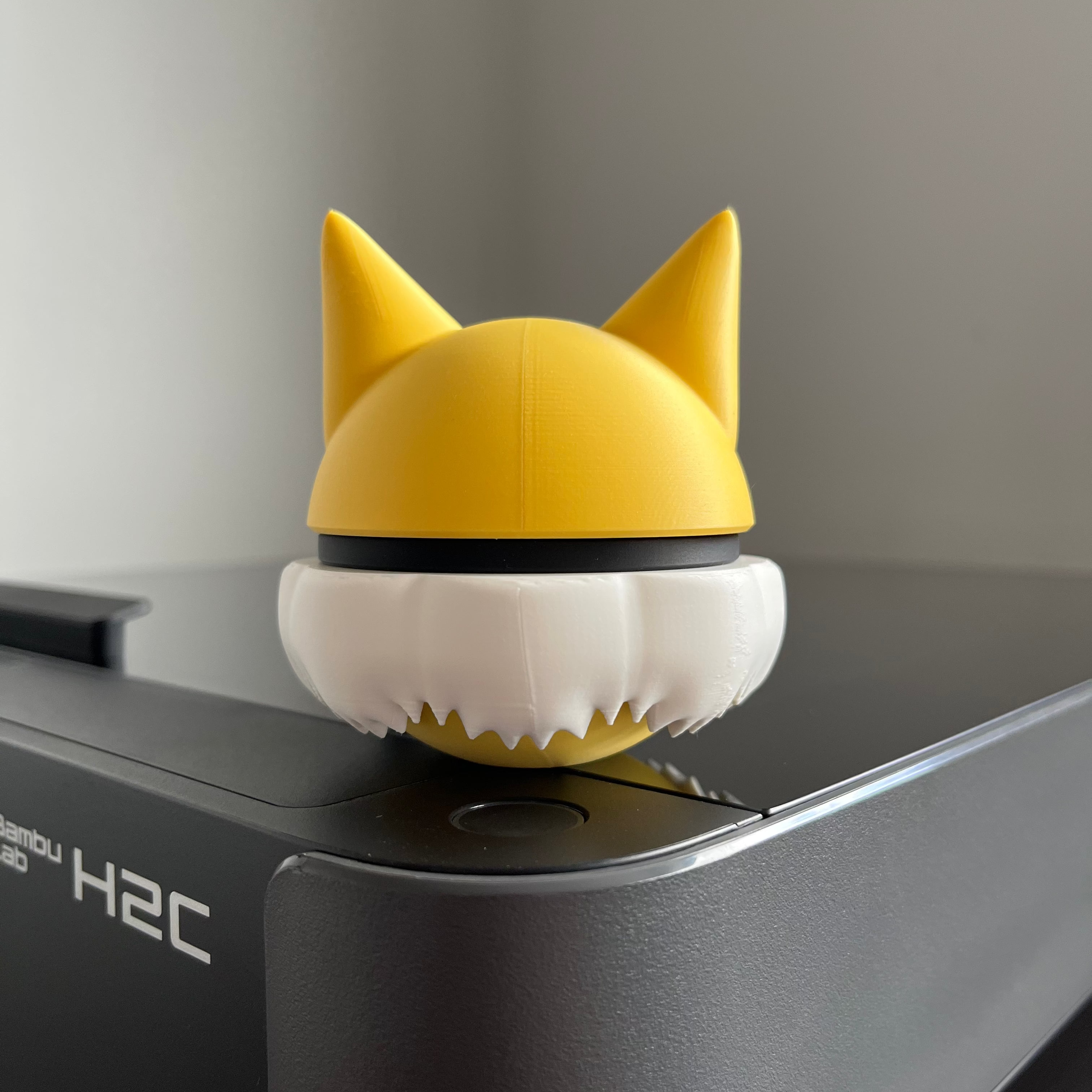 Hypno Monster Ball, back view