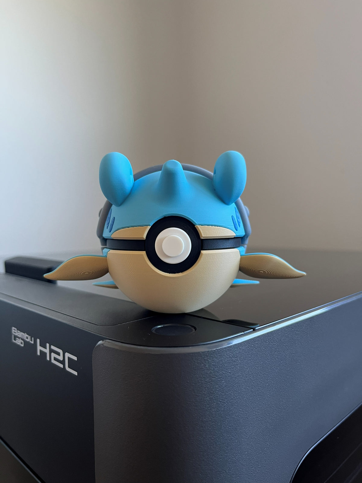 Lapras Monster Ball, front view