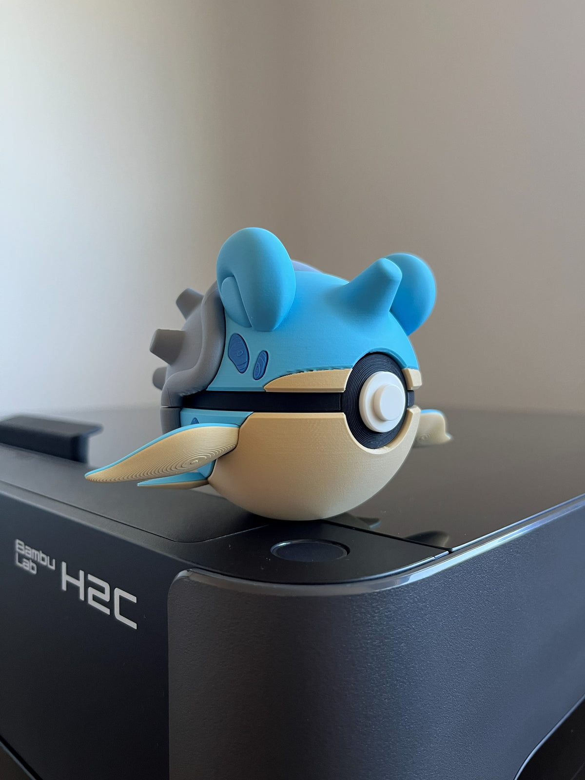 Lapras Monster Ball, side profile